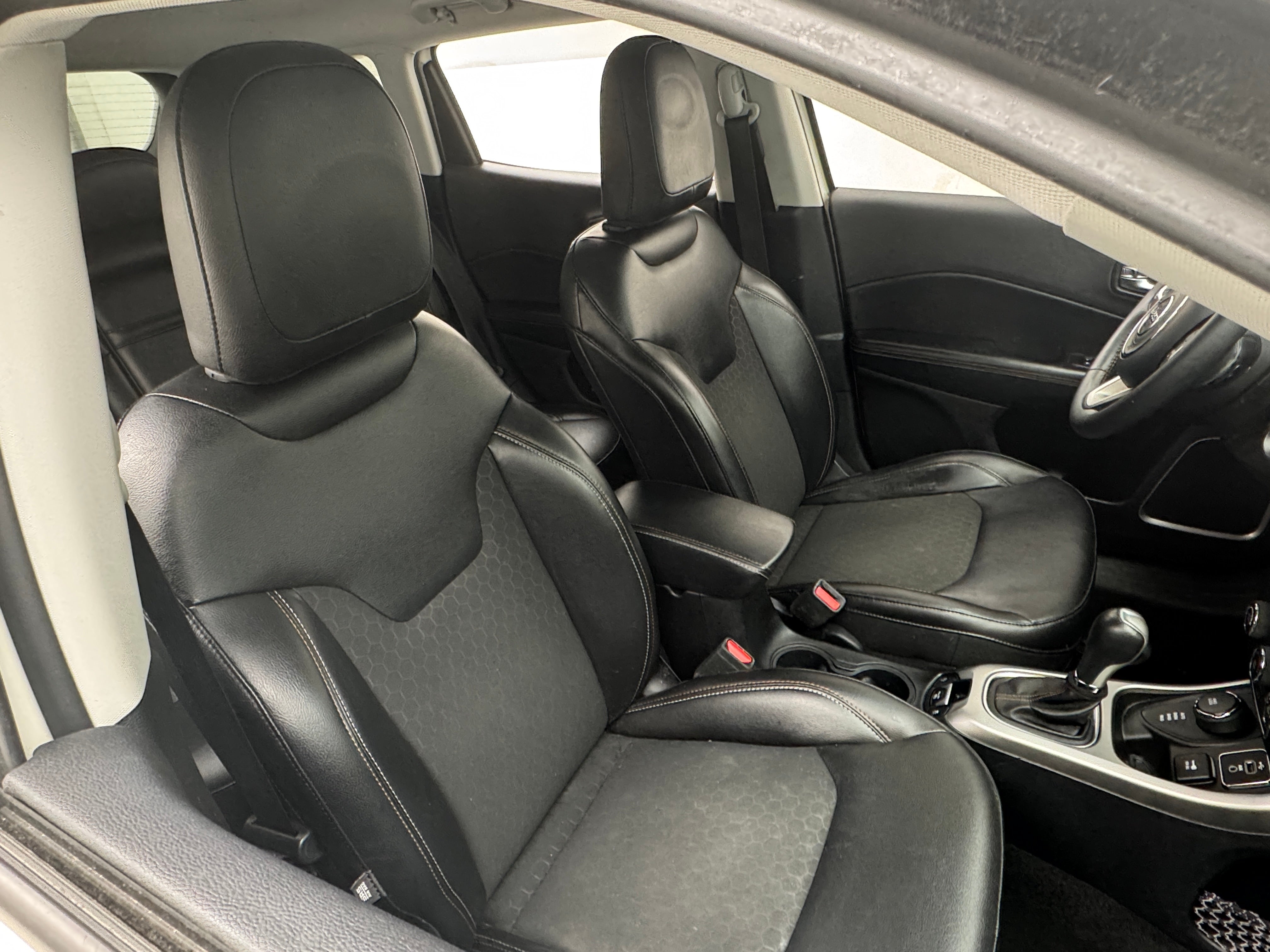 2018 Jeep Compass Latitude 2