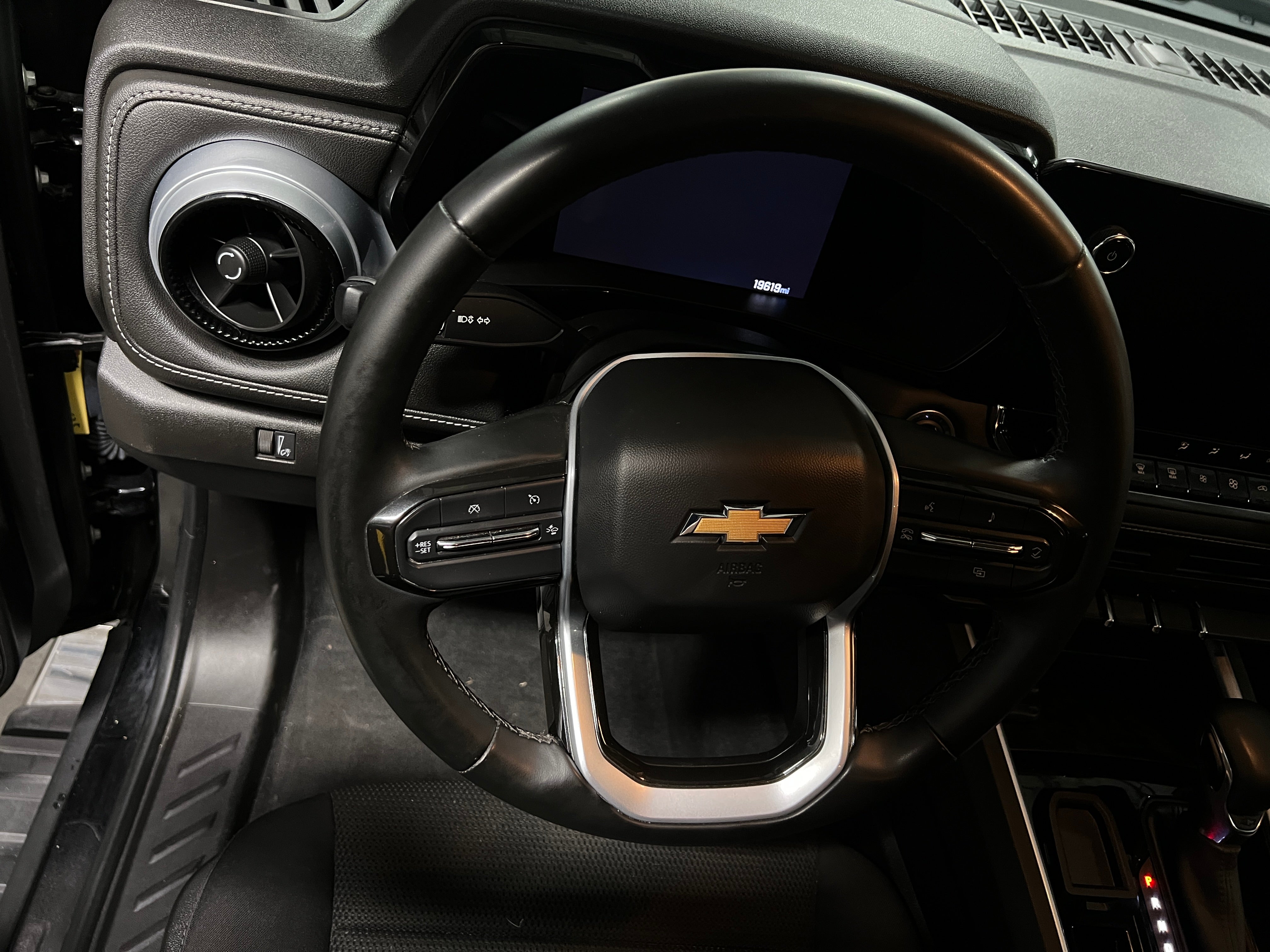 2023 Chevrolet Colorado LT 5