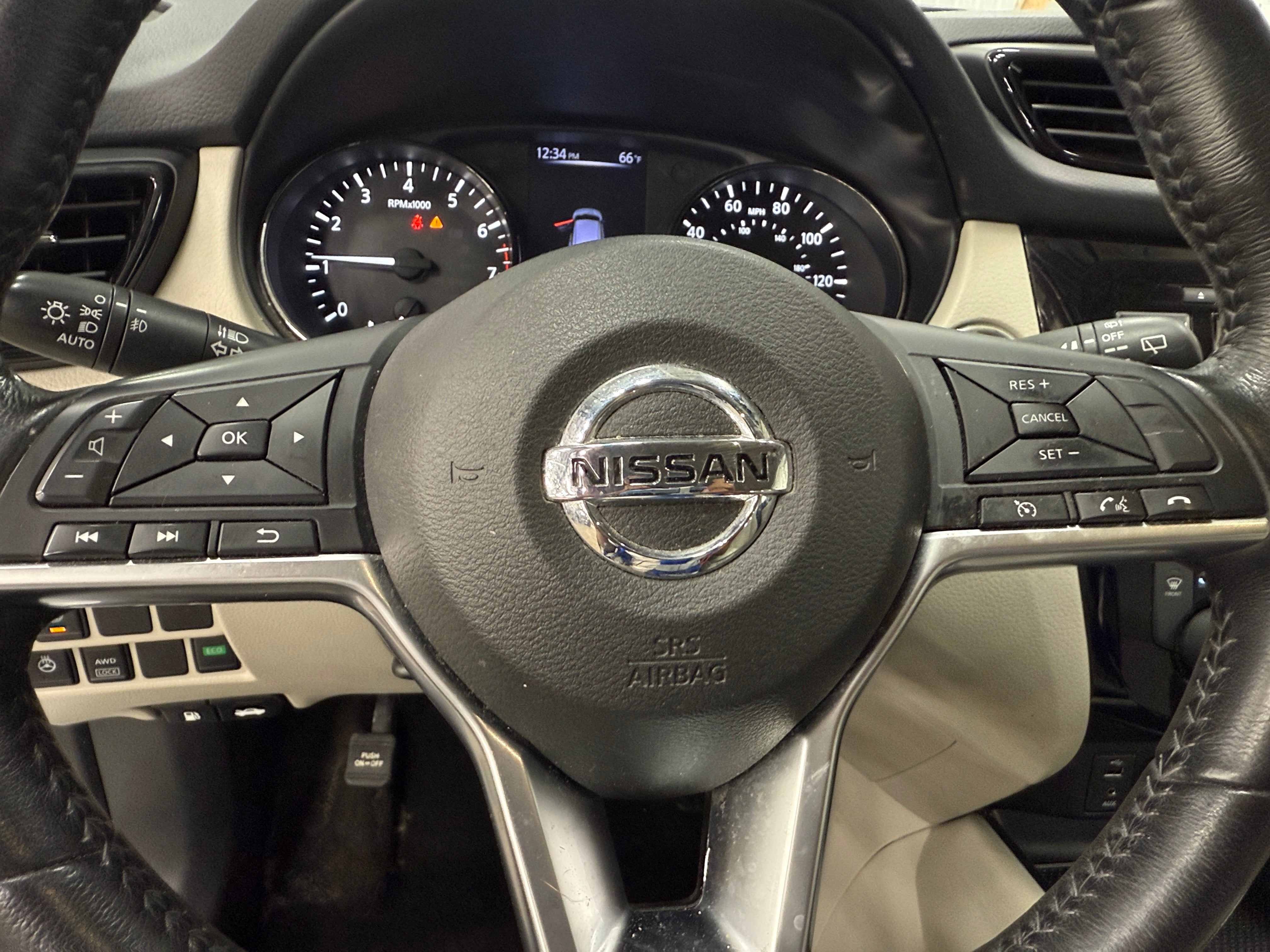 2018 Nissan Rogue Sport SV 5