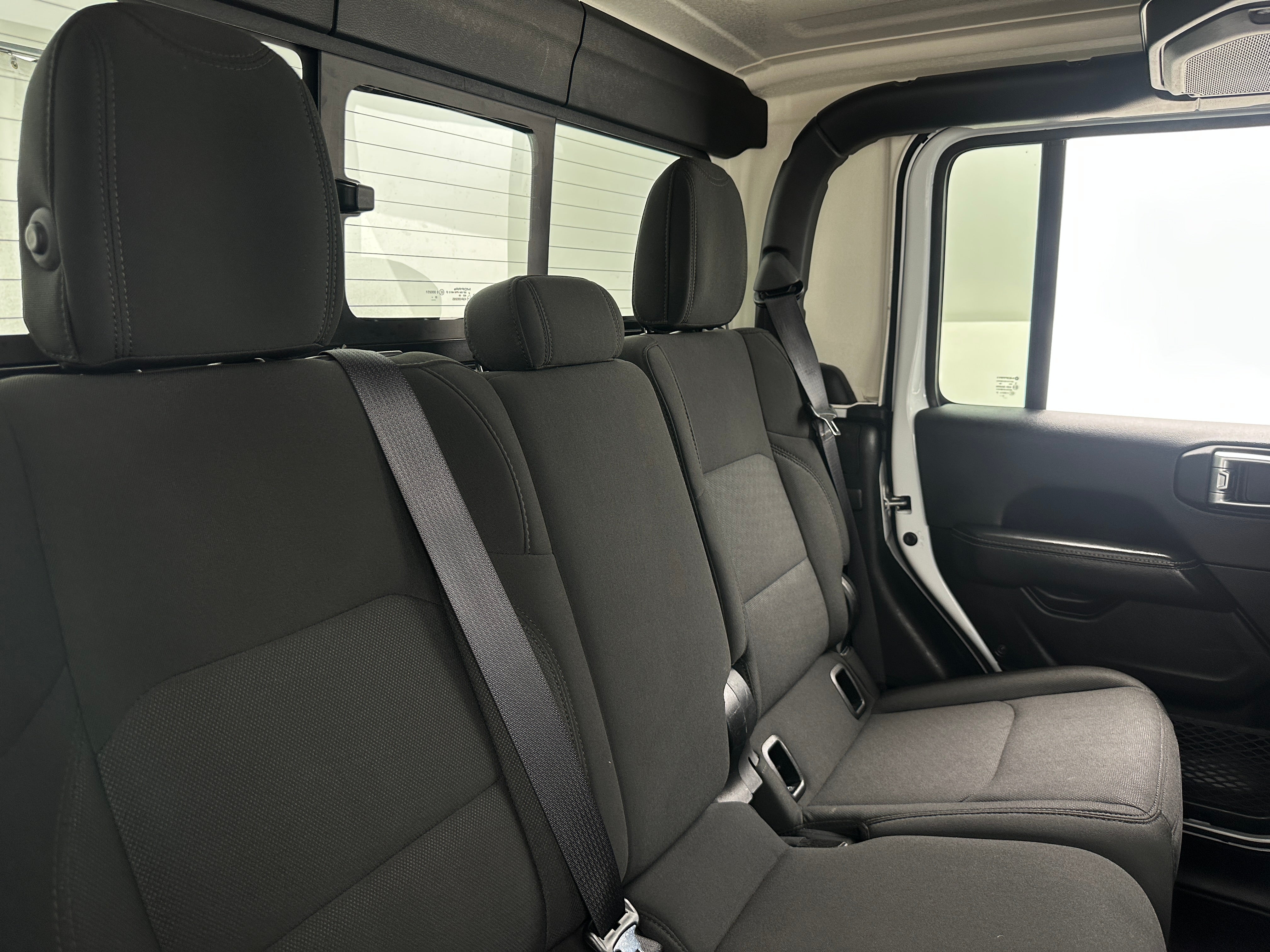 2023 Jeep Gladiator Overland 6