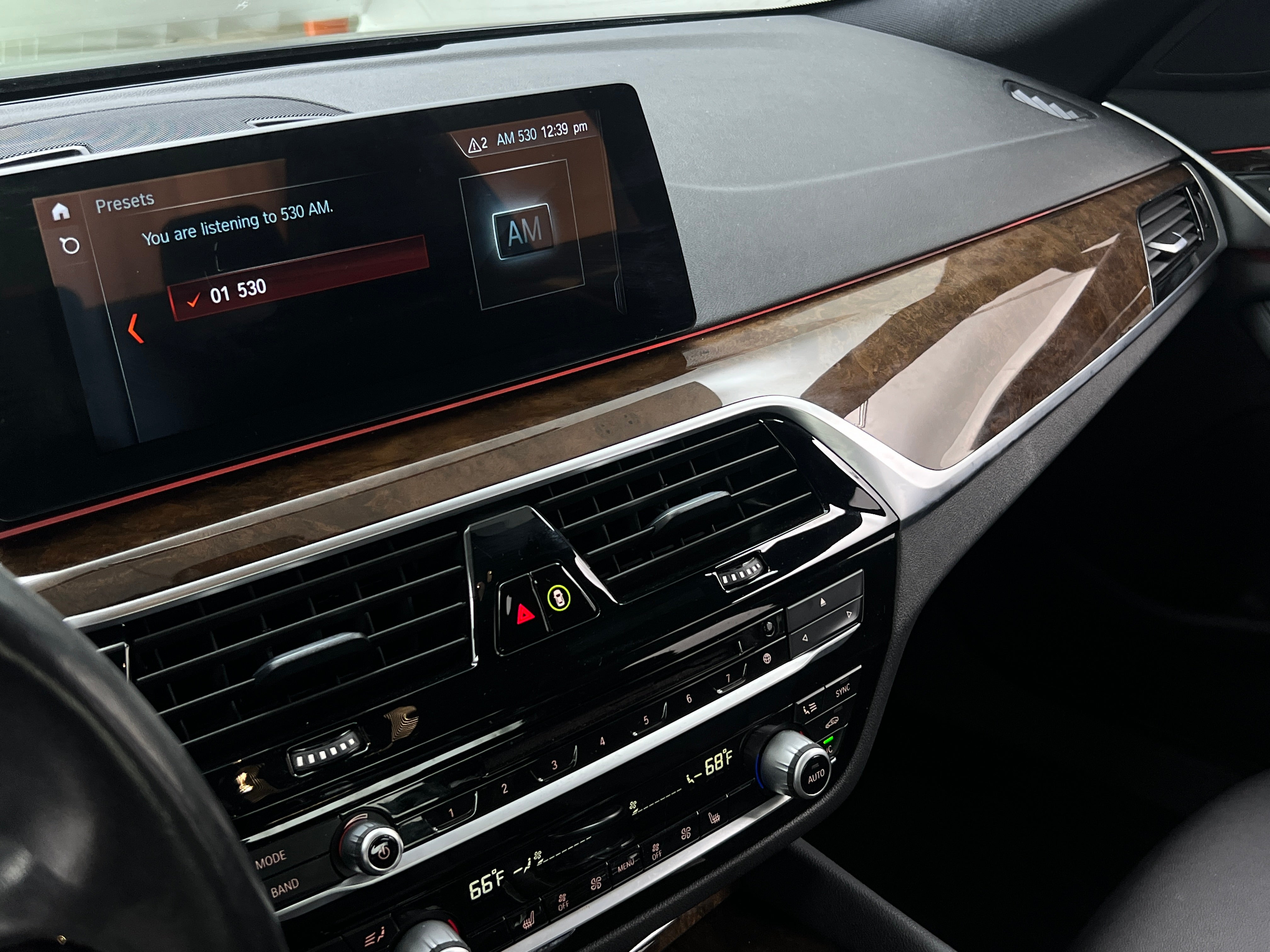 2018 BMW 5 Series 530e xDrive iPerformance 3
