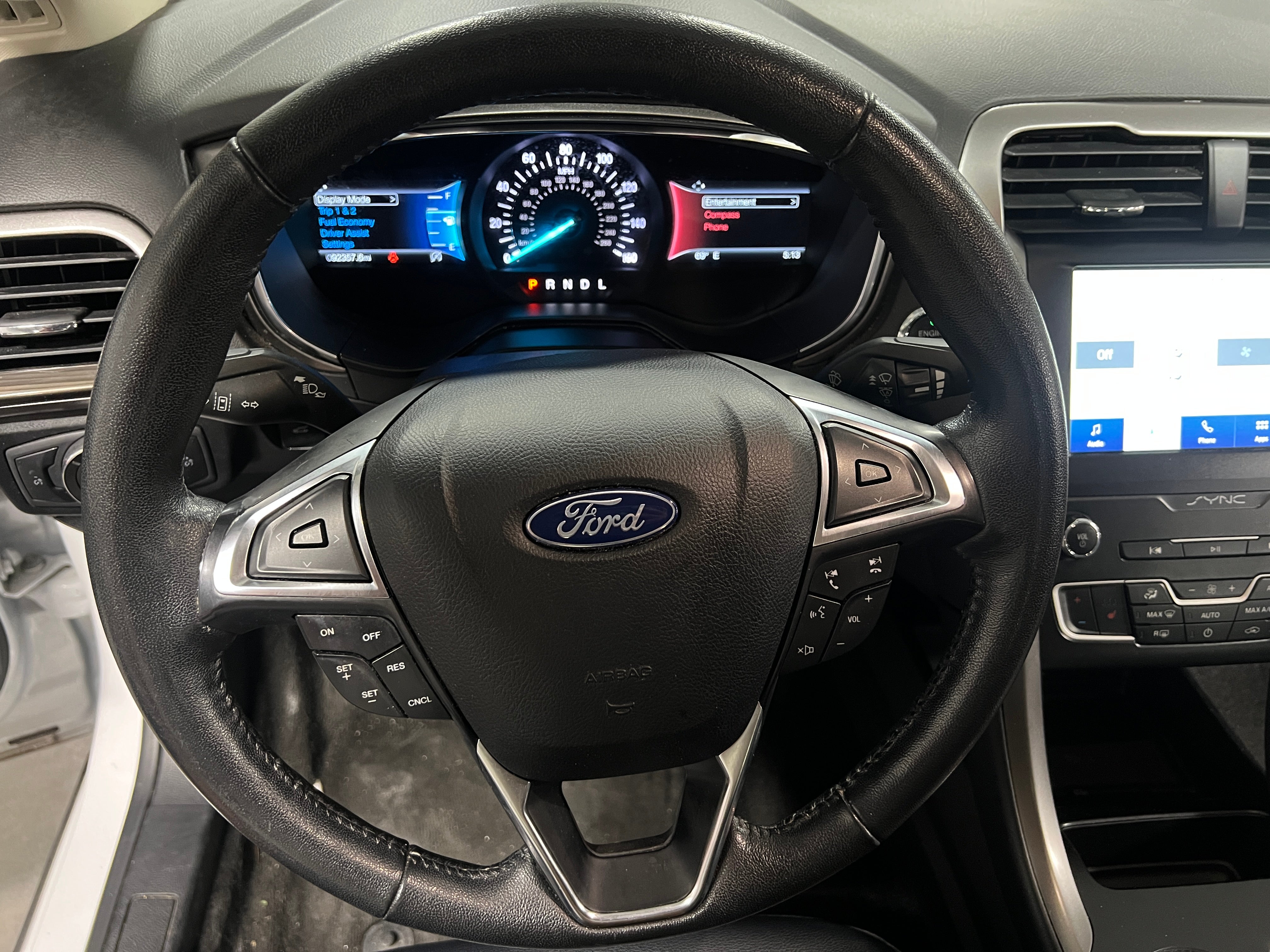 2020 Ford Fusion SEL 4