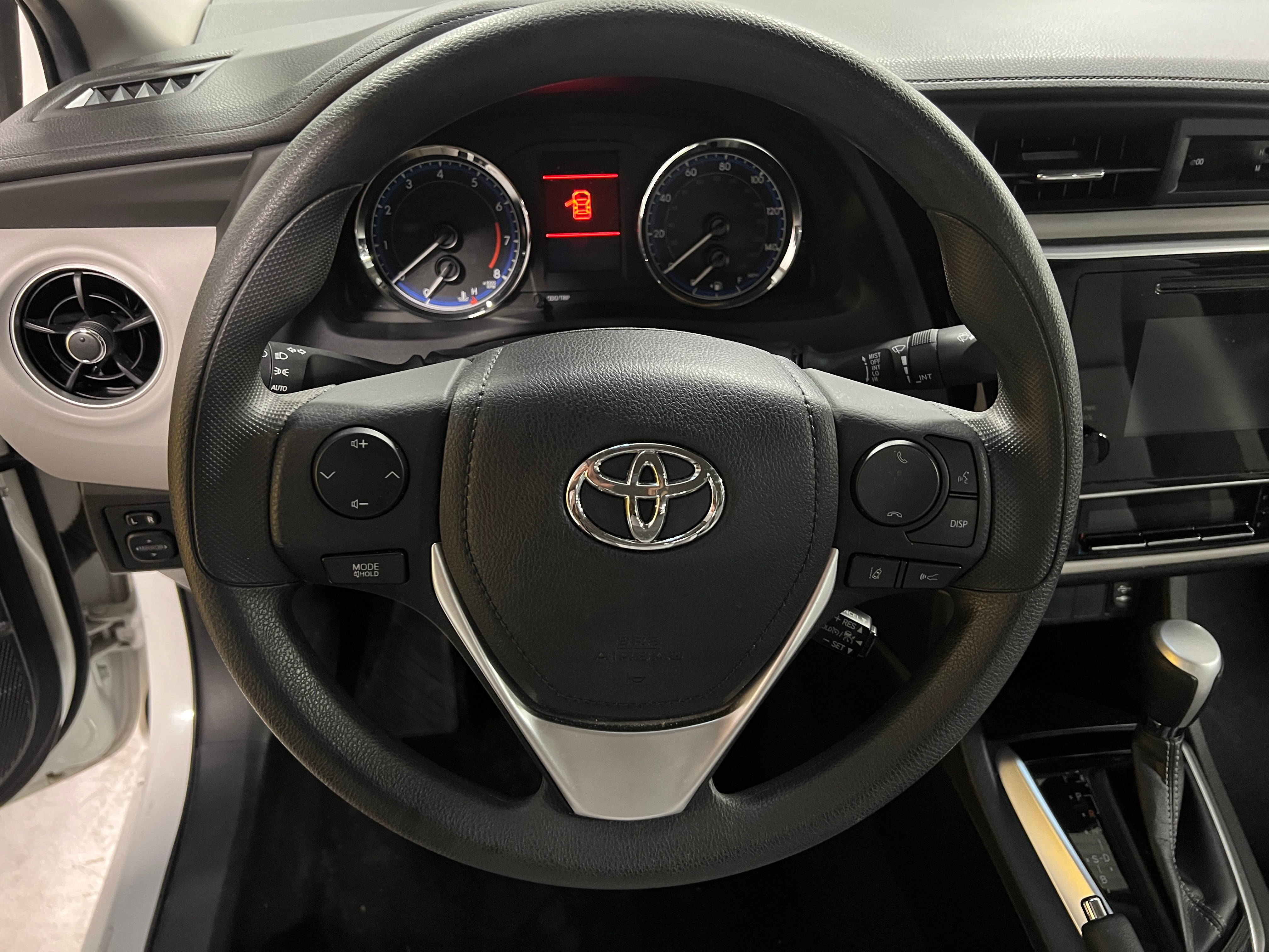 2018 Toyota Corolla LE 5