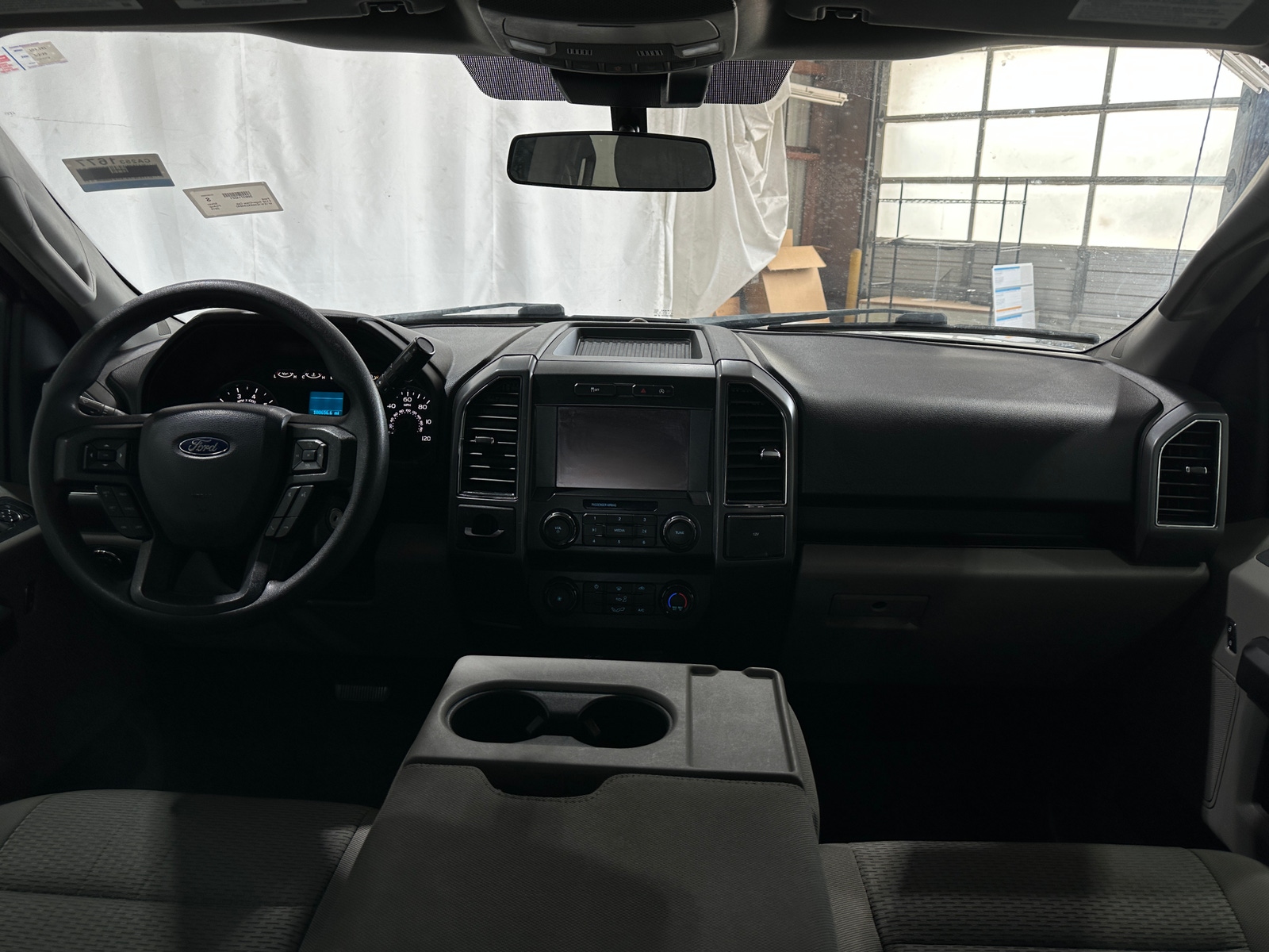 Thumbnail: 2019 Ford Econoline - 3