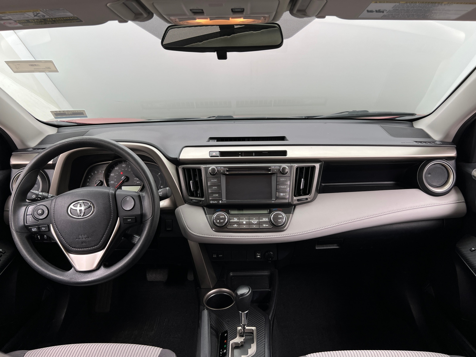 Thumbnail: 2014 Toyota RAV4 - 3