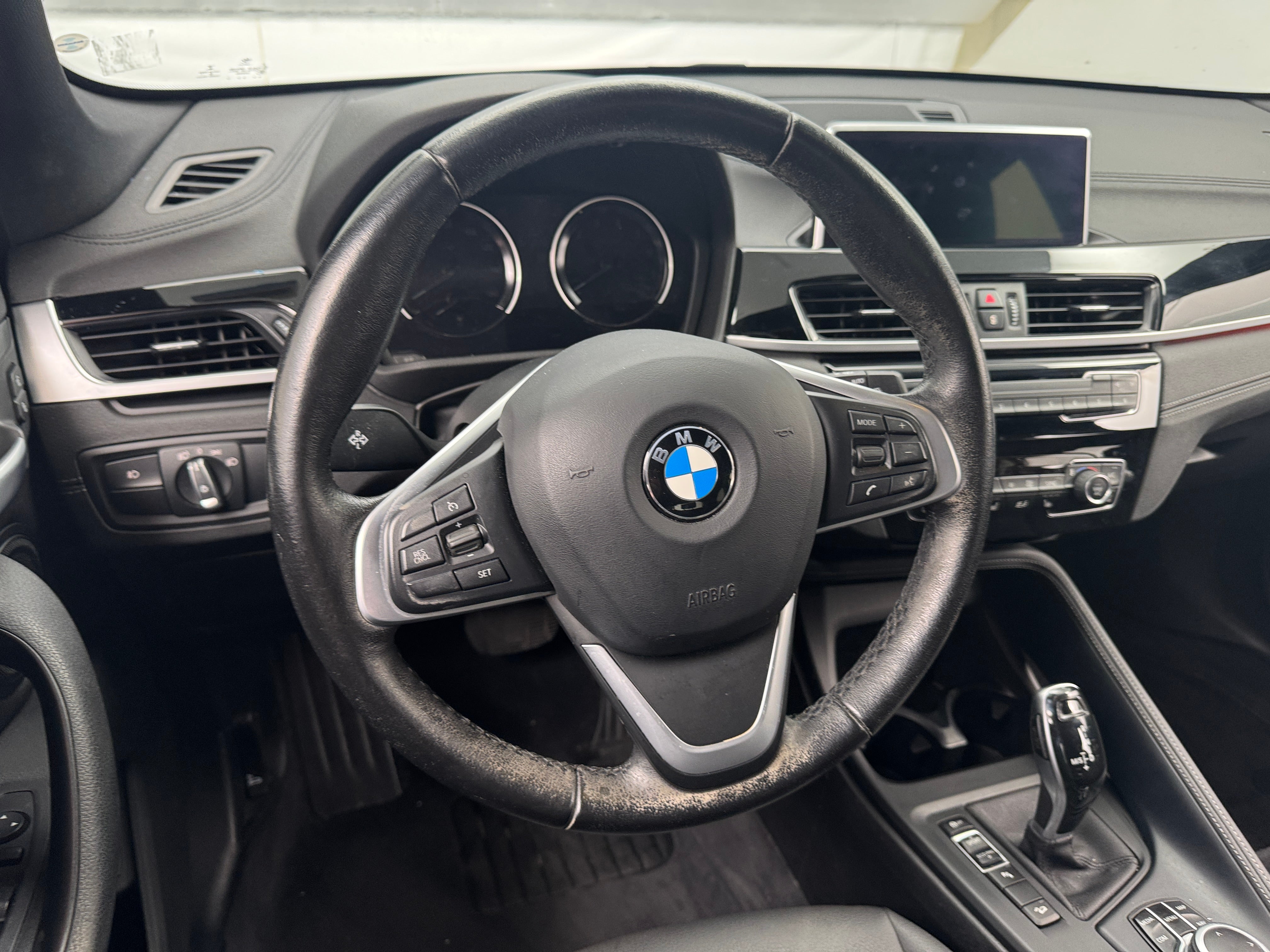 2020 BMW X1 xDrive28i 4