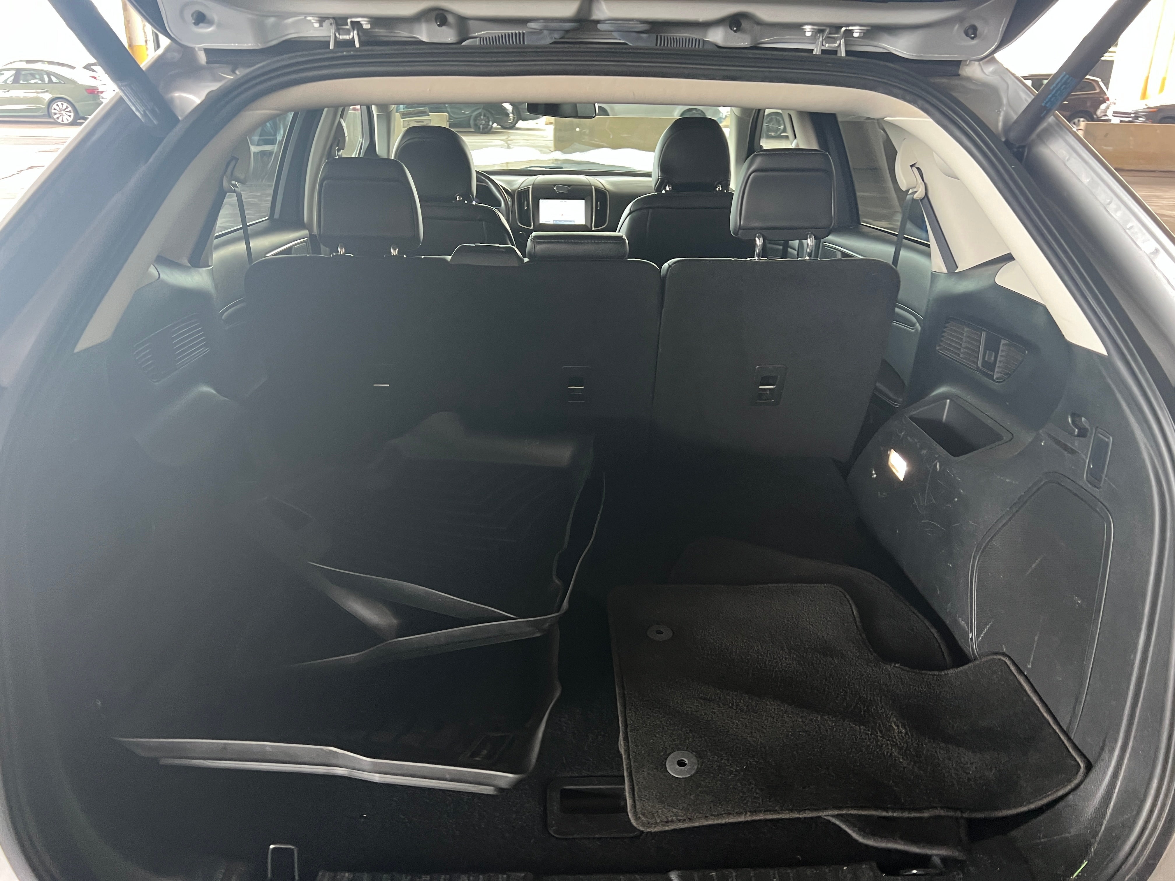 2019 Ford Edge Titanium 6