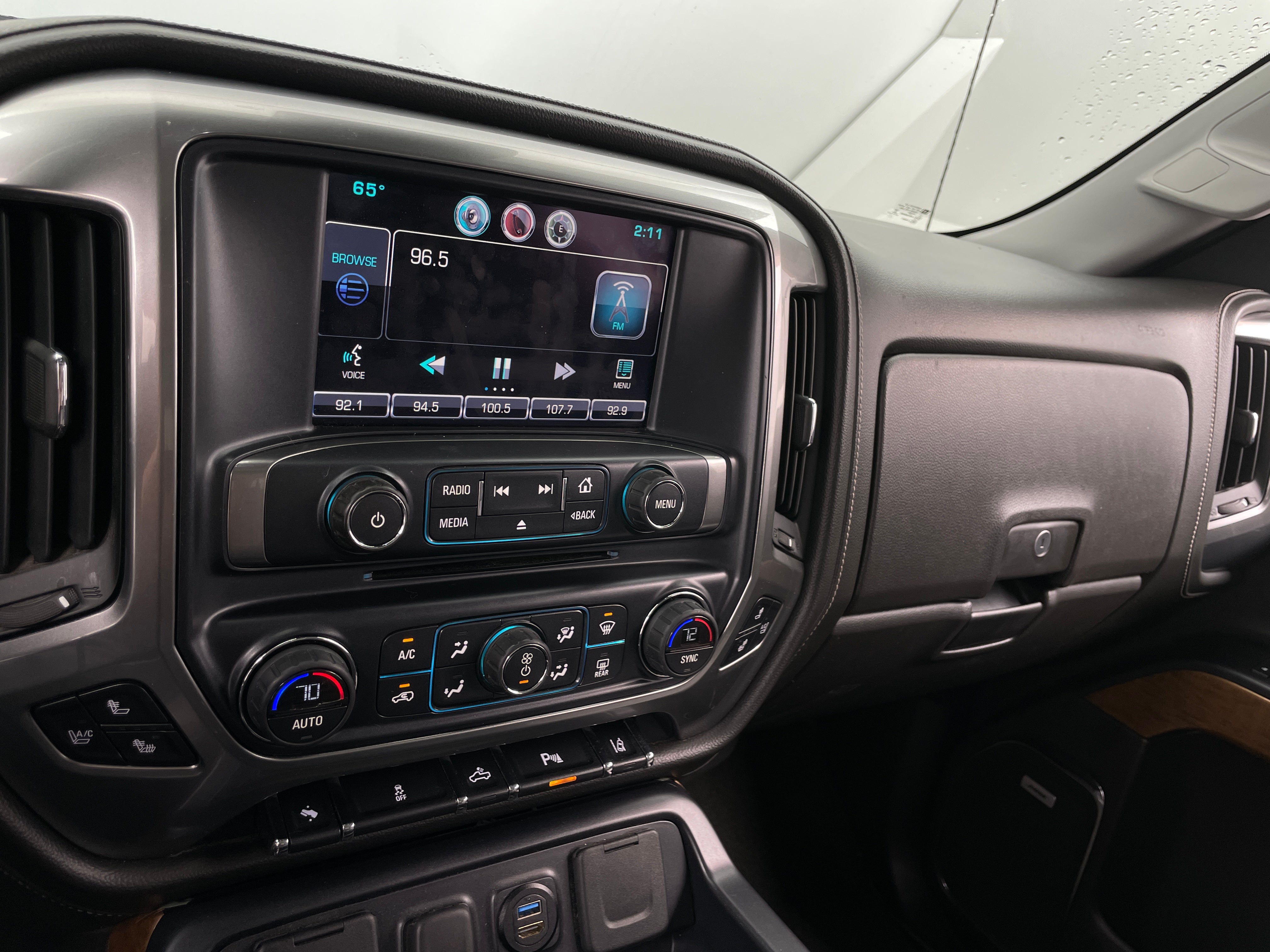 2015 Chevrolet Silverado 1500 LTZ 3