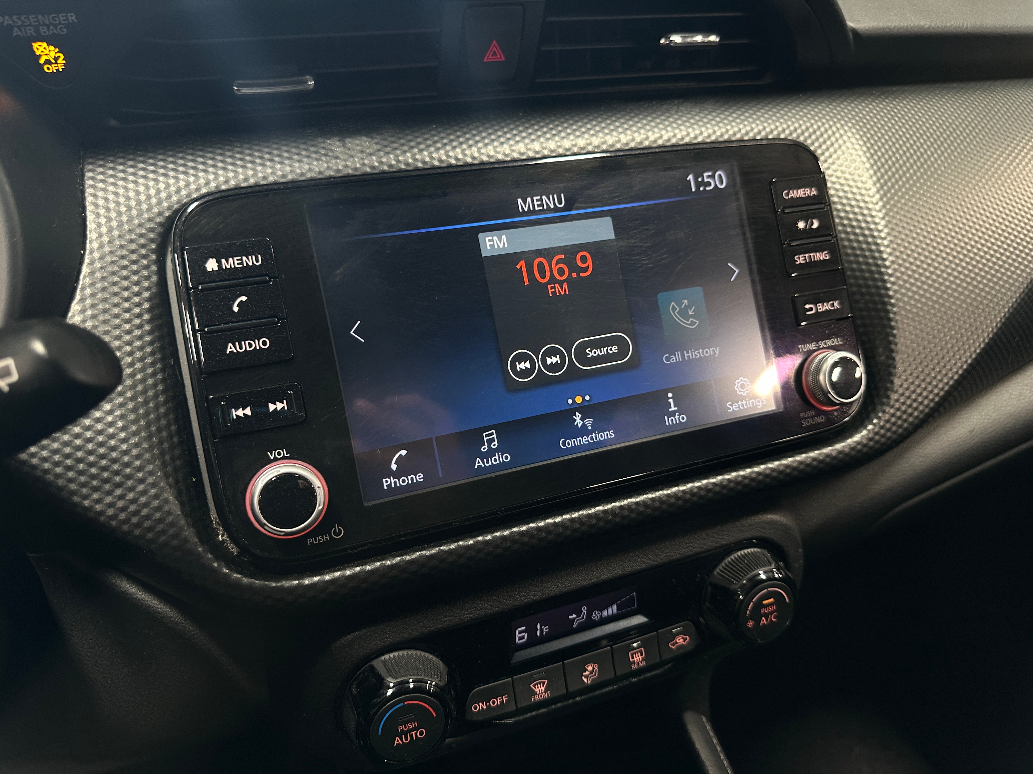 2022 Nissan Kicks SV 4