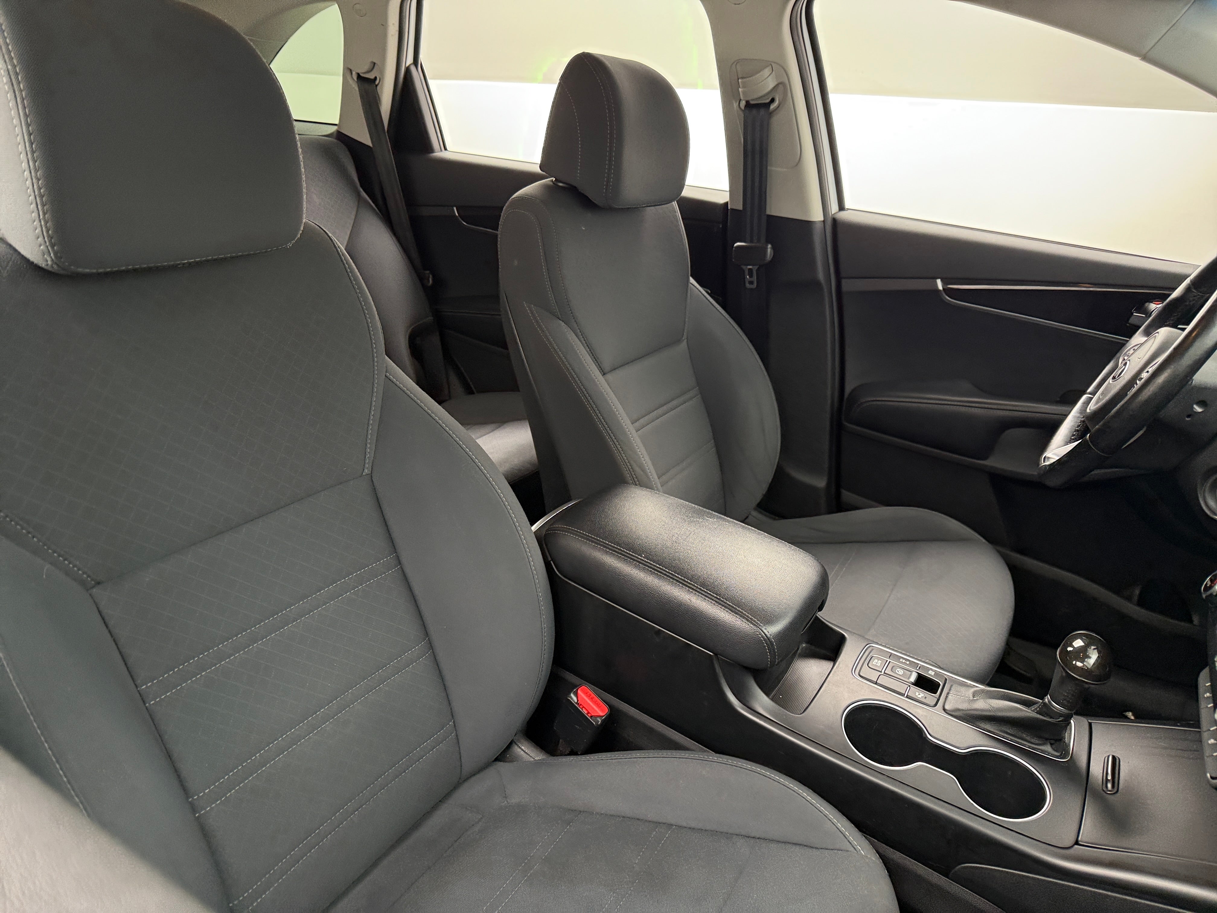 2017 Kia Sorento LX 2