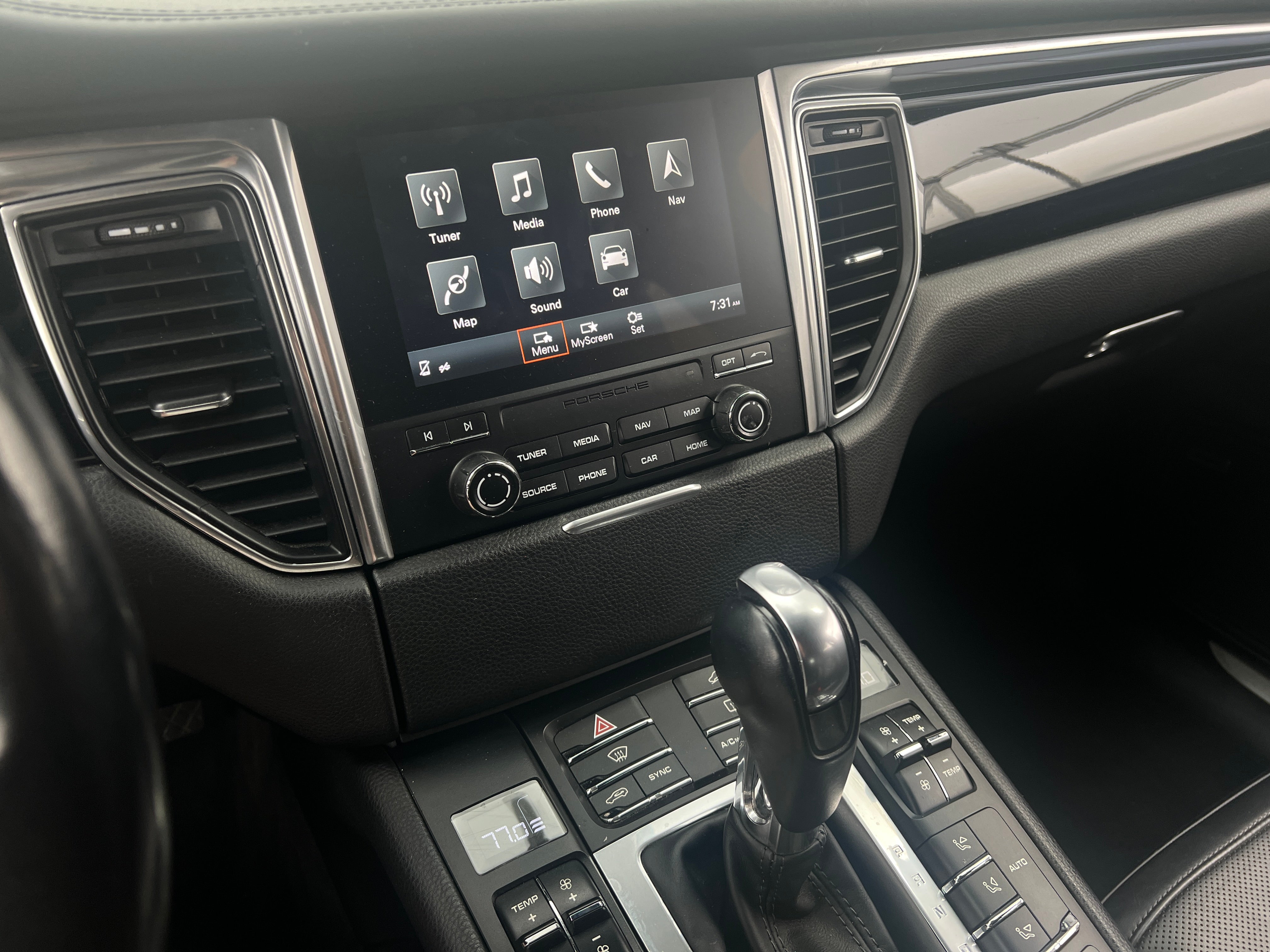 2017 Porsche Macan Turbo 3