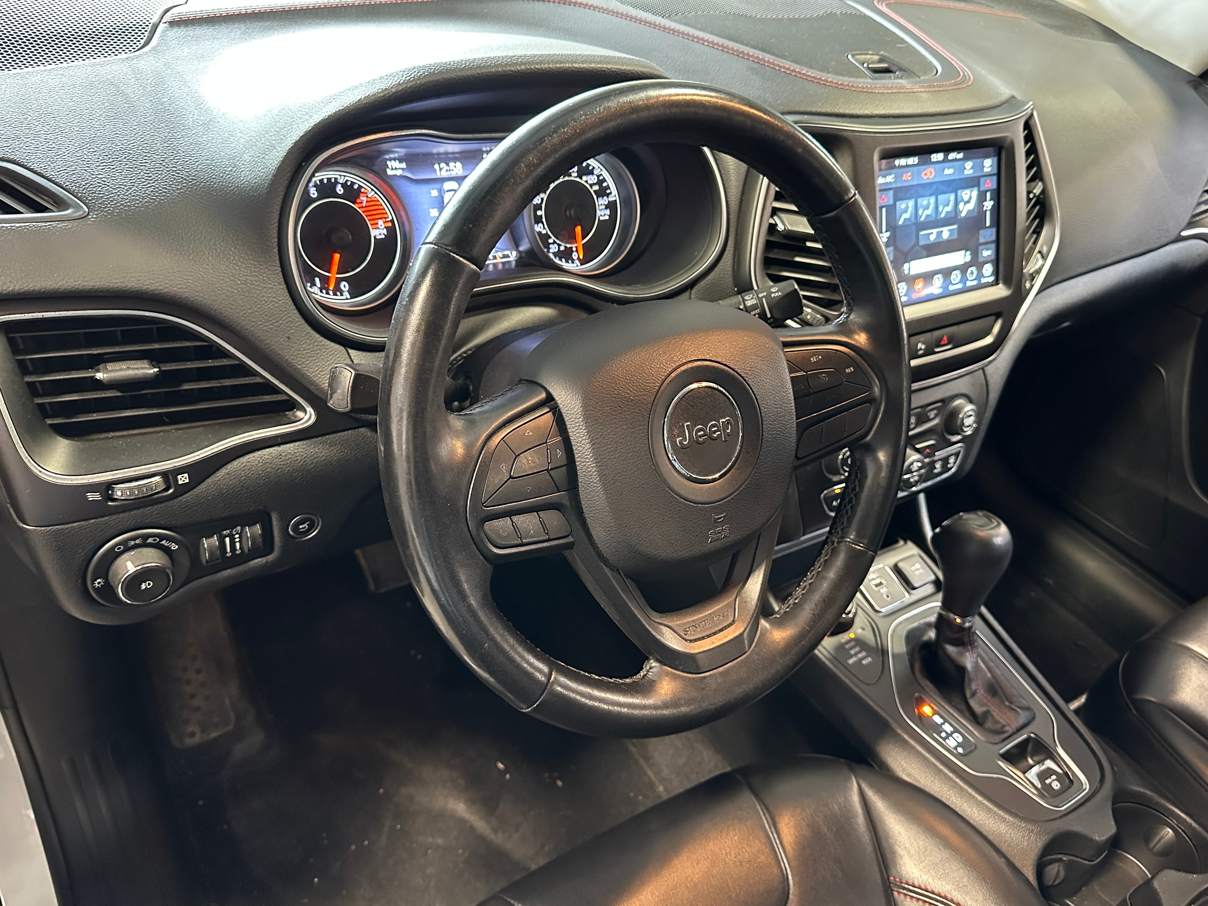 2020 Jeep Cherokee Trailhawk 3