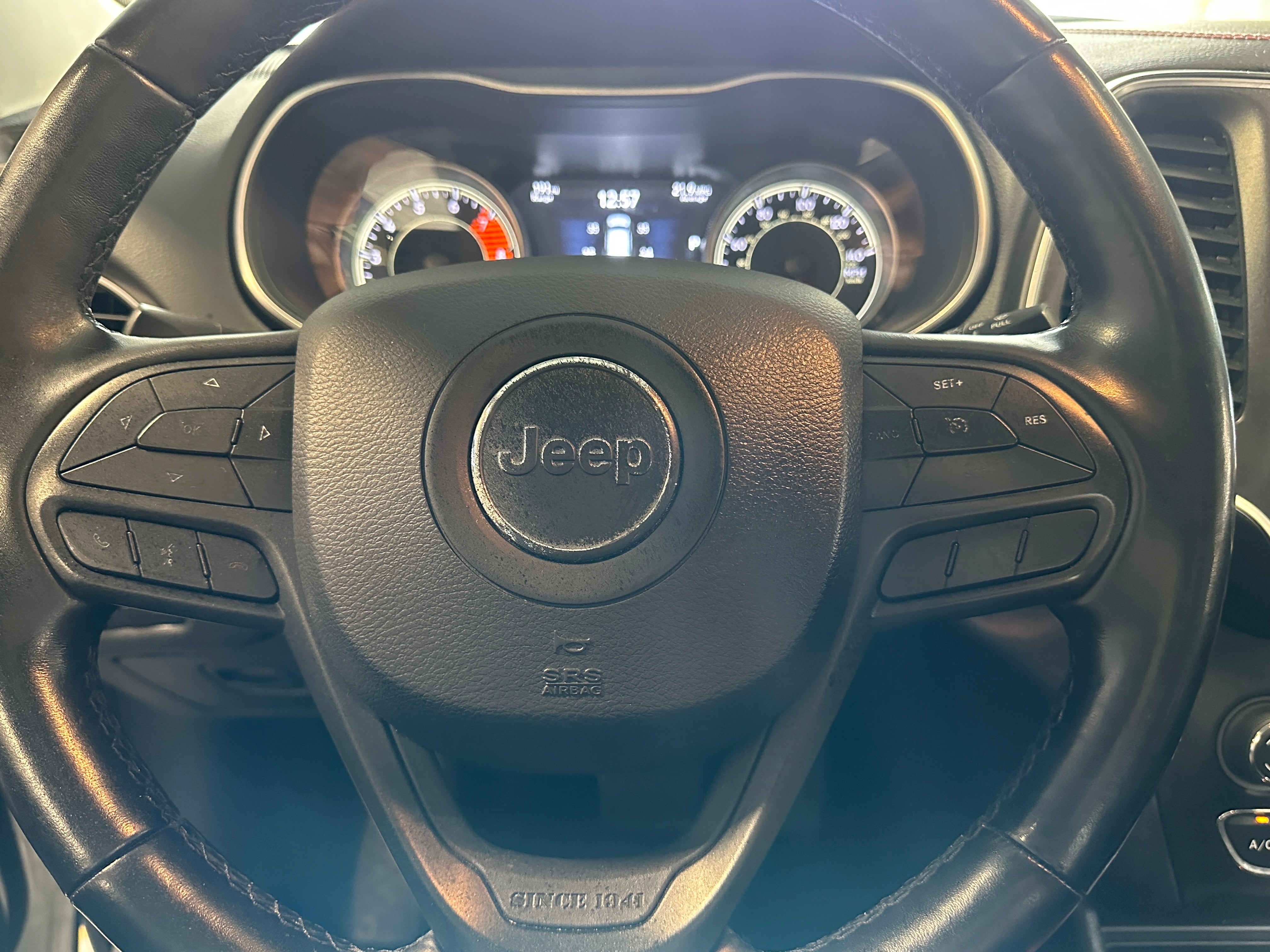 2020 Jeep Cherokee Trailhawk 5