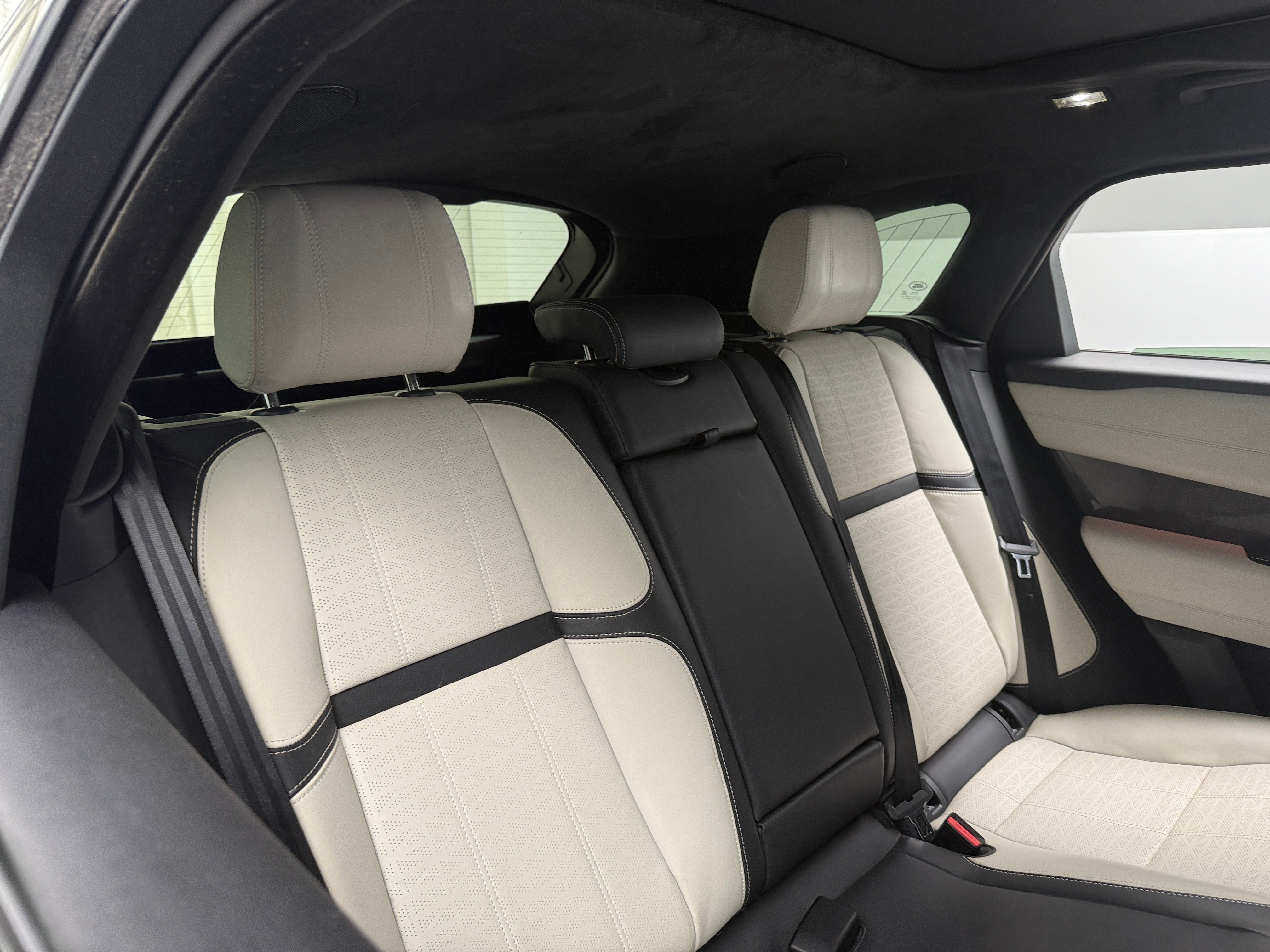 2018 Land Rover Range Rover Velar R-Dynamic HSE 5