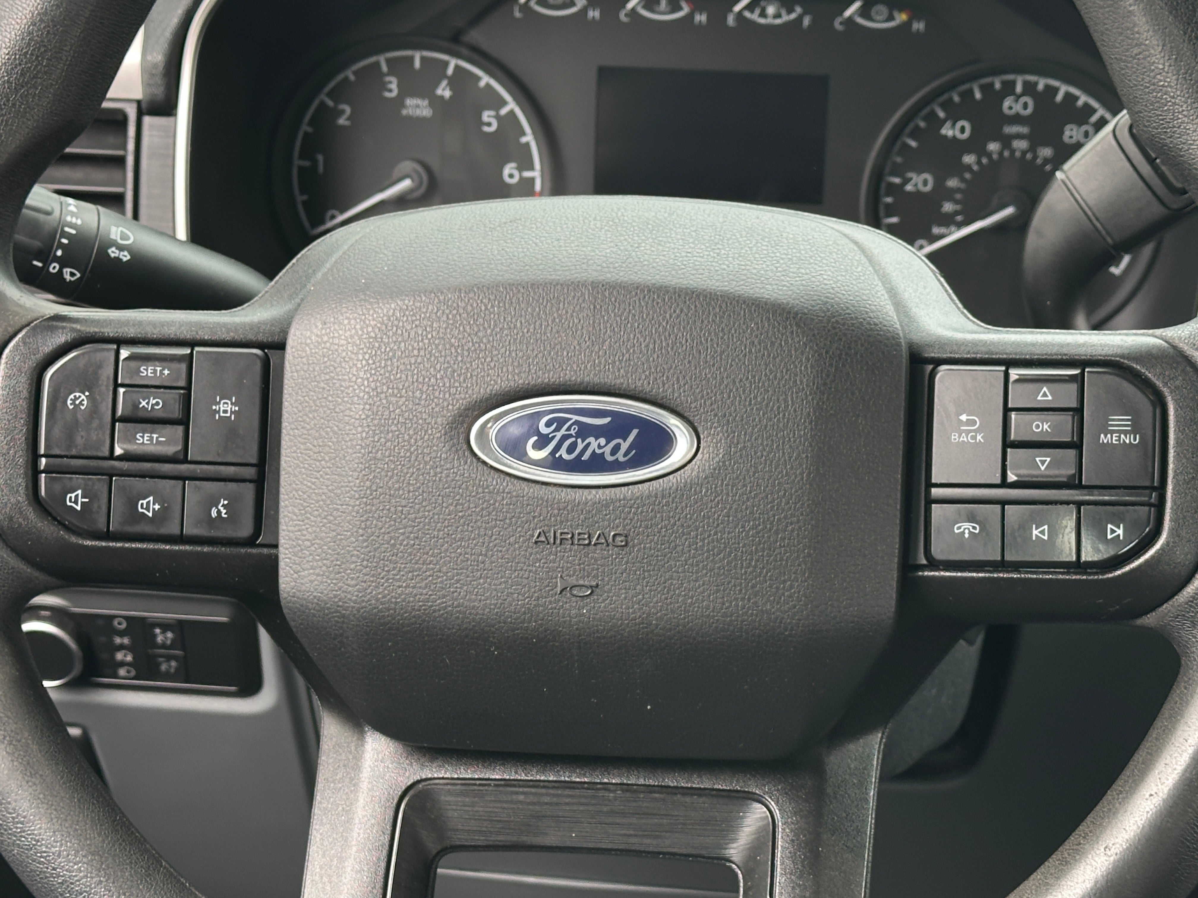 2022 Ford Econoline E-150 5
