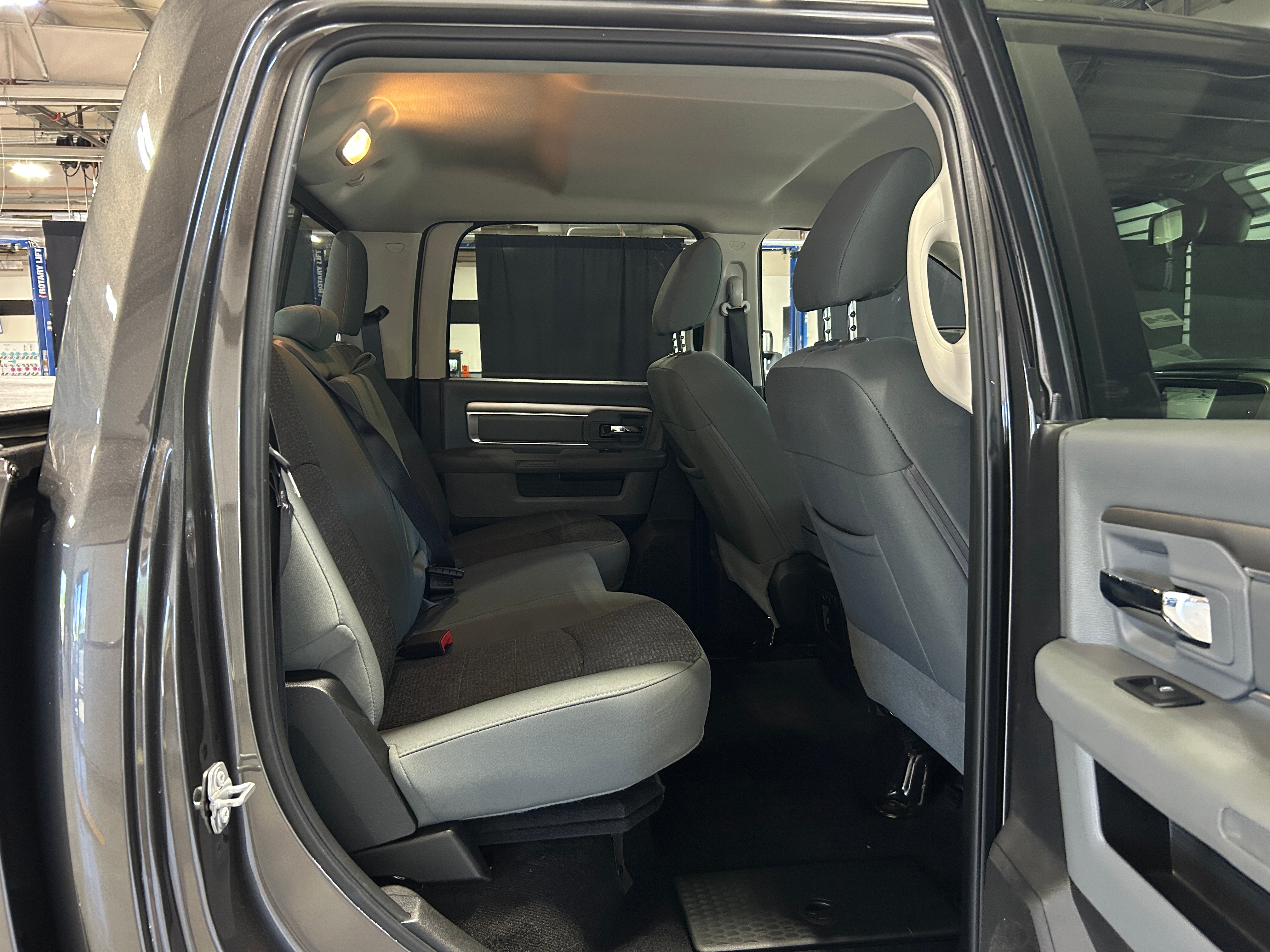 2017 RAM 2500 Big Horn 6
