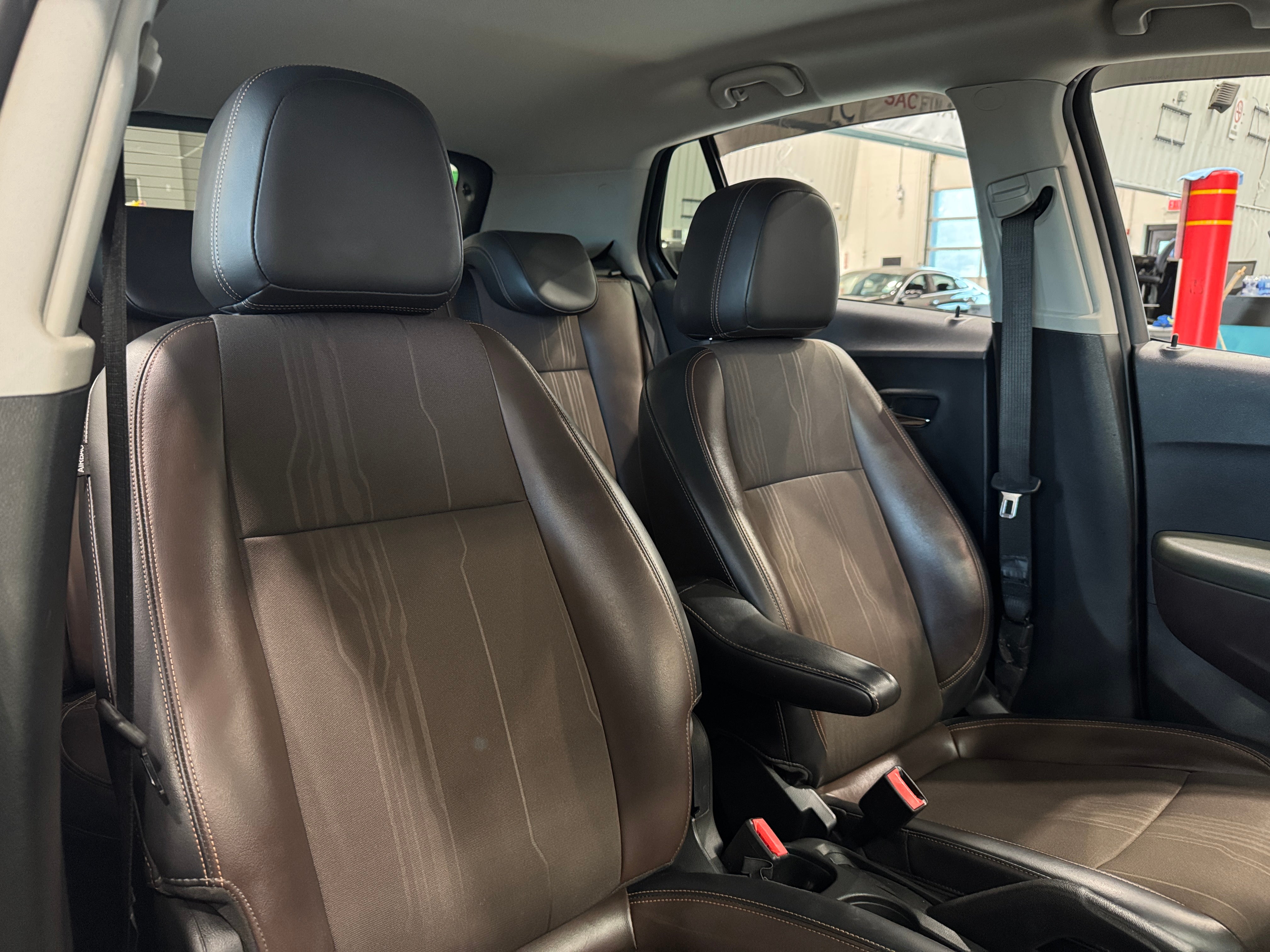 2015 Chevrolet Trax LT 2