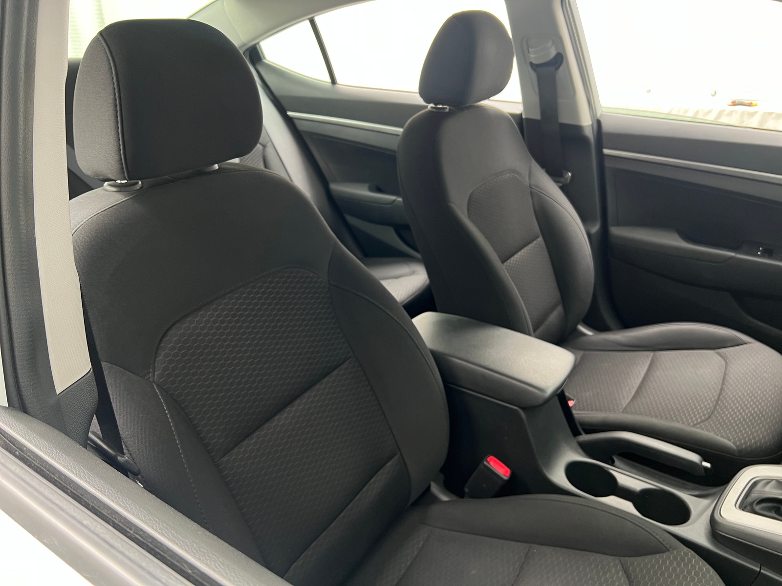 Thumbnail: 2019 Hyundai Elantra - 2
