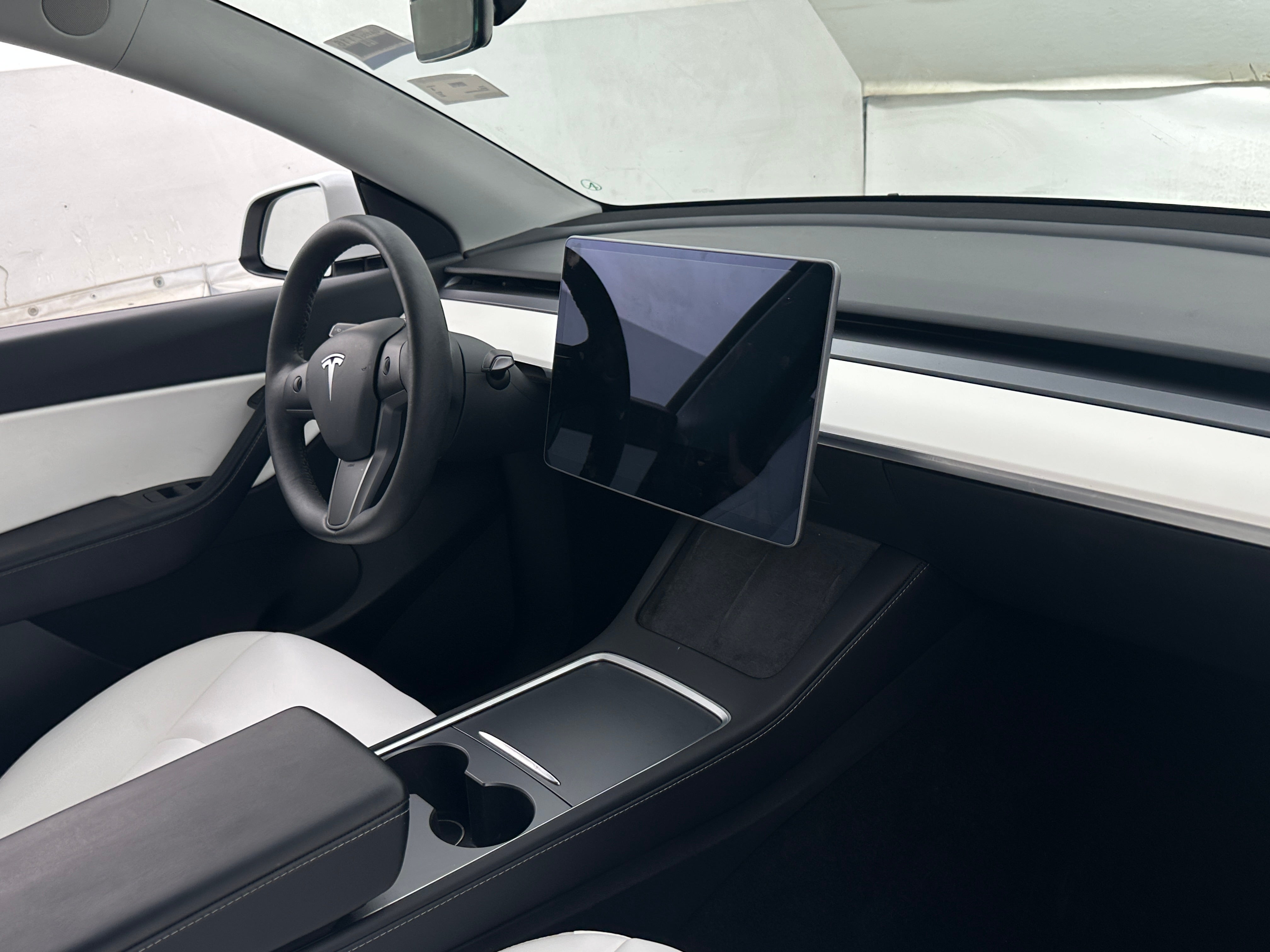 2022 Tesla Model Y Long Range 2
