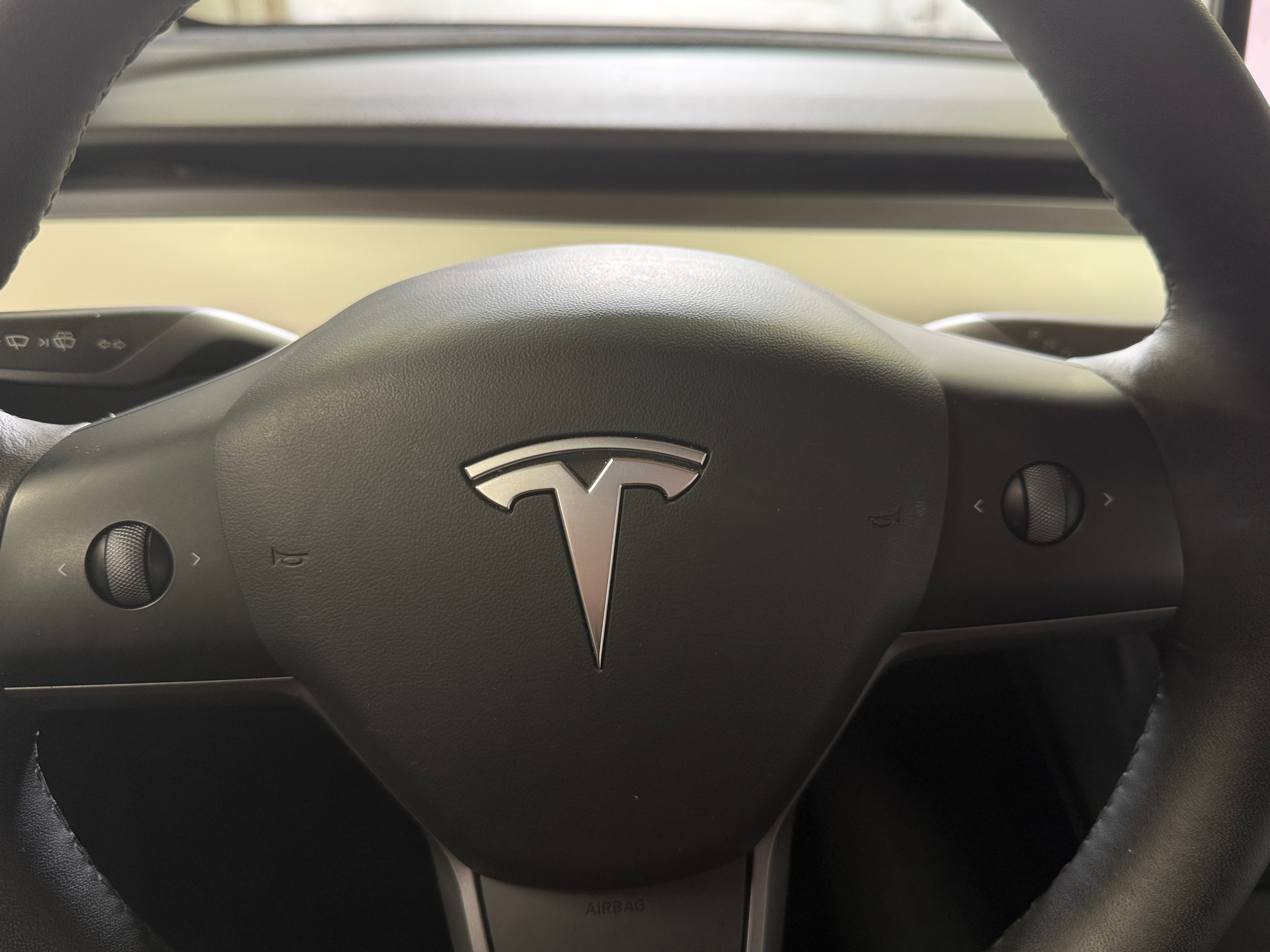 2022 Tesla Model Y Long Range 4