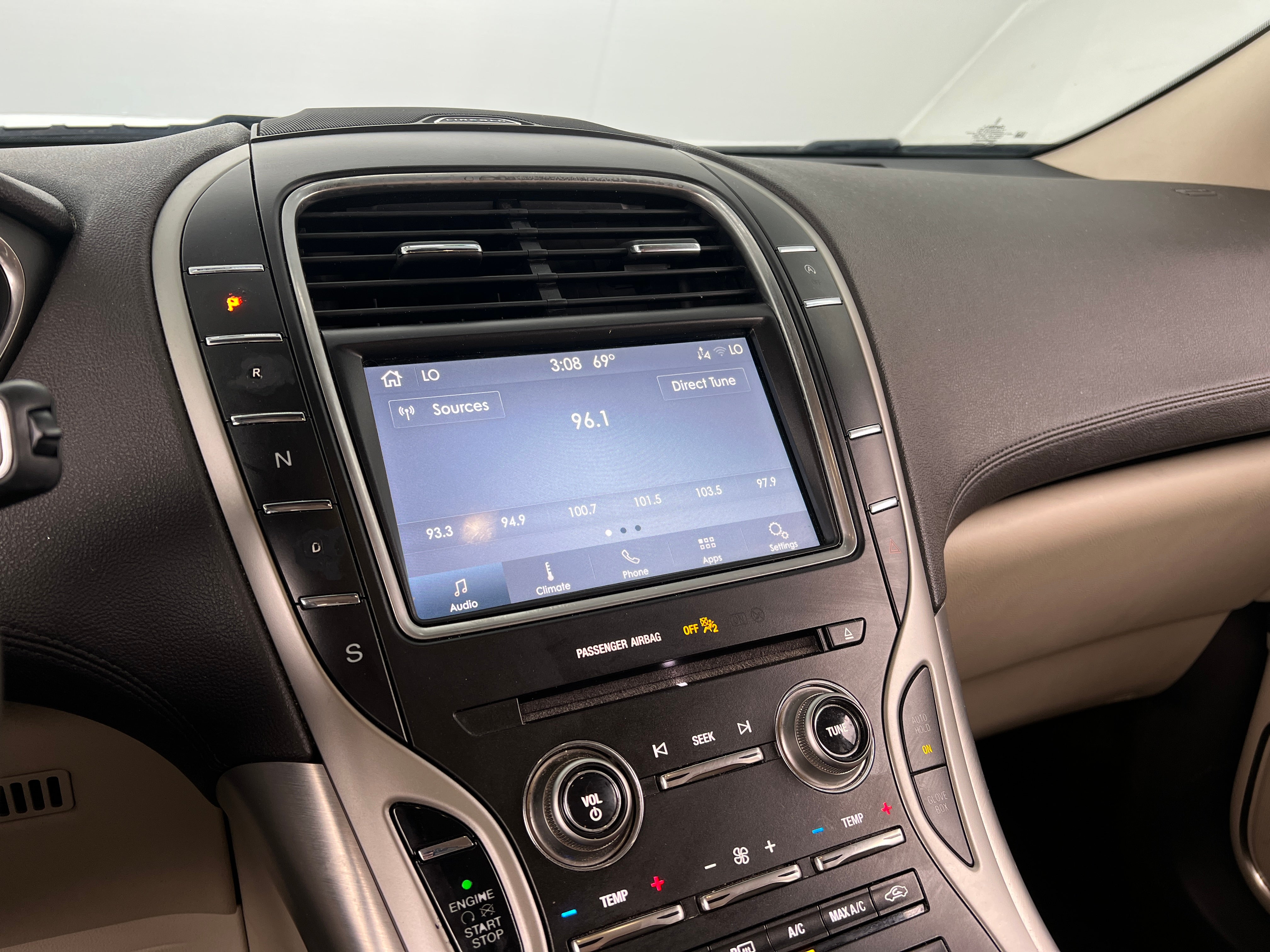 2019 Lincoln Nautilus  3