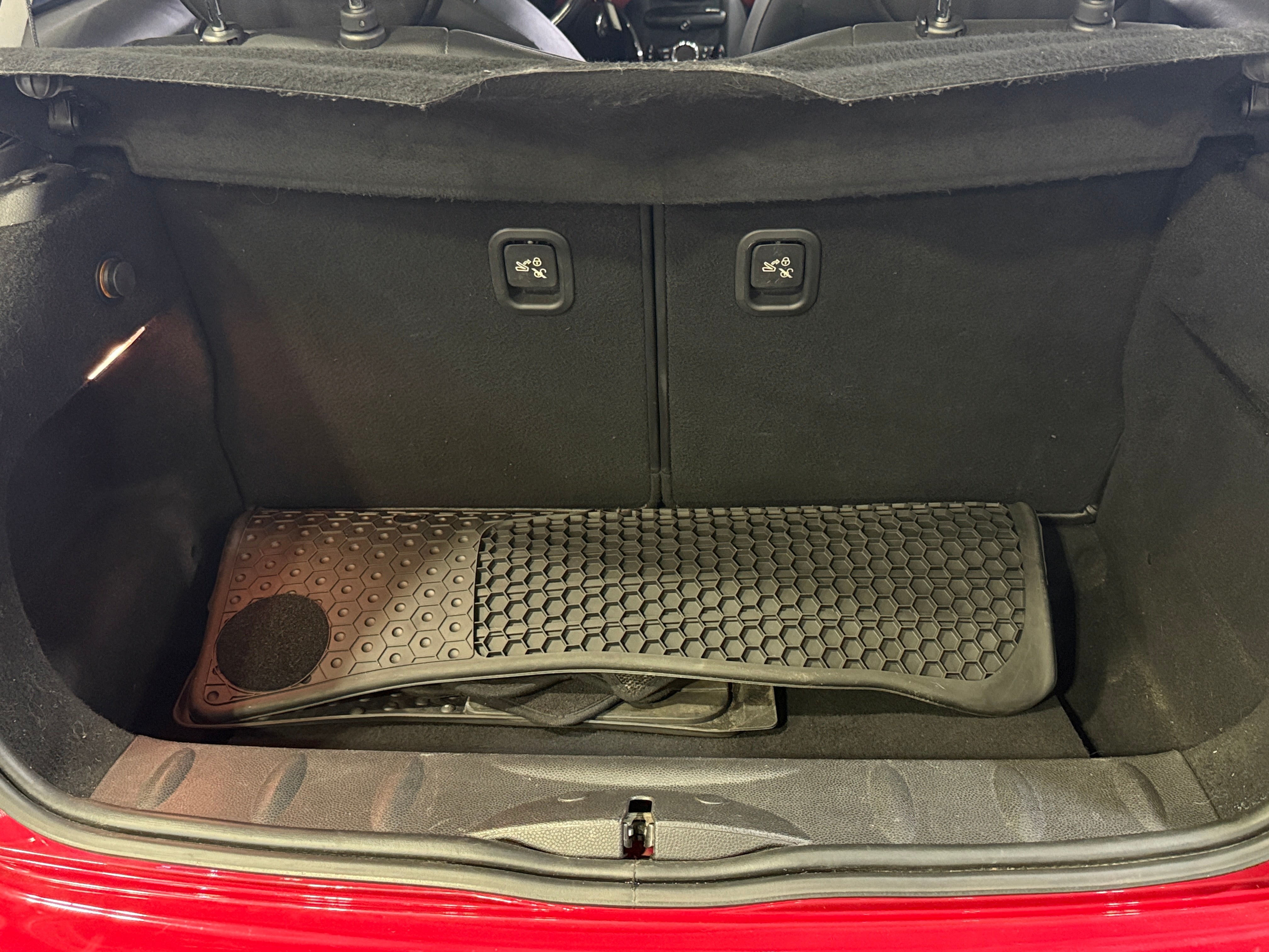 2013 MINI Cooper Hardtop  5