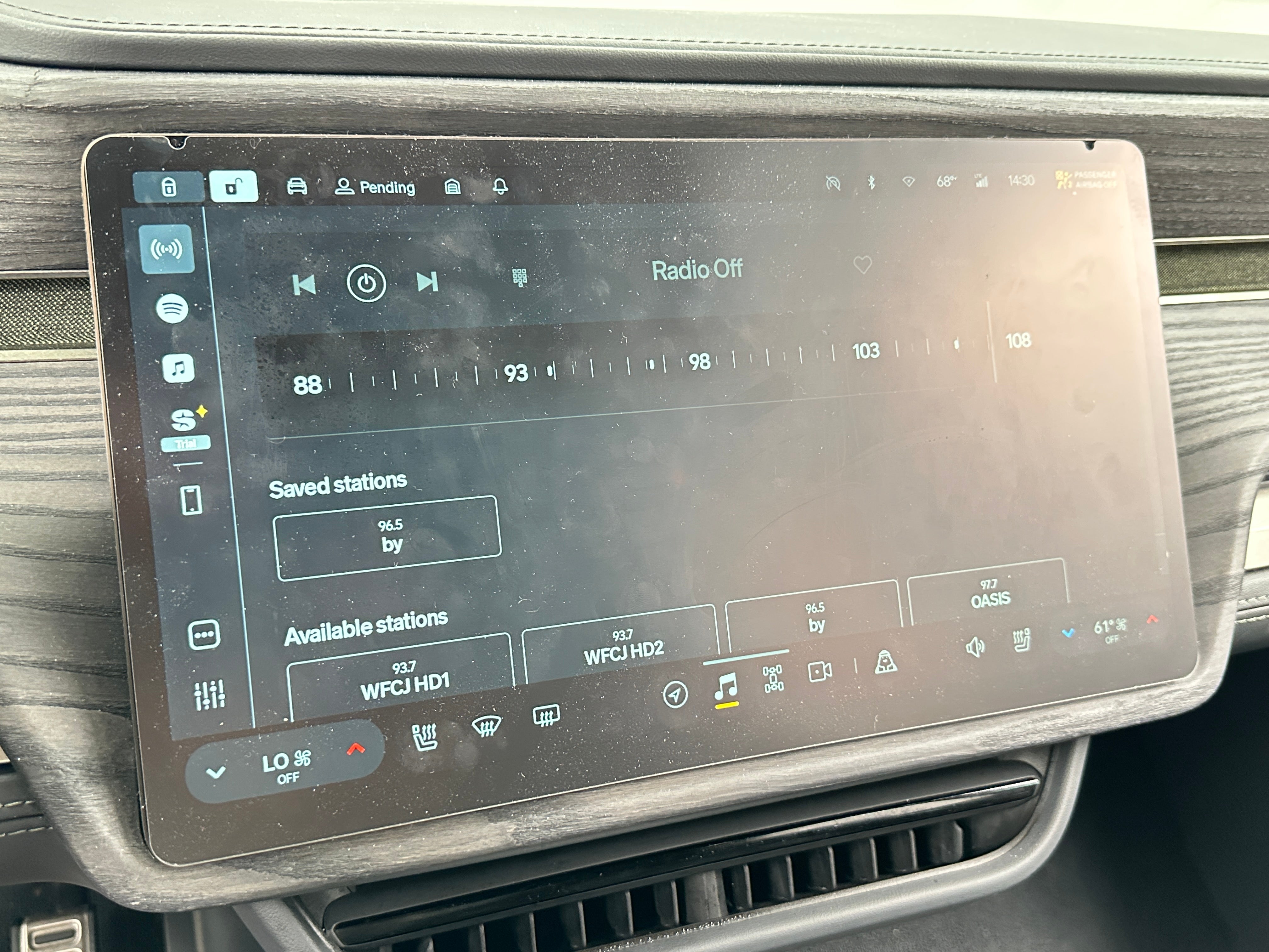 2022 Rivian R1T Adventure 3
