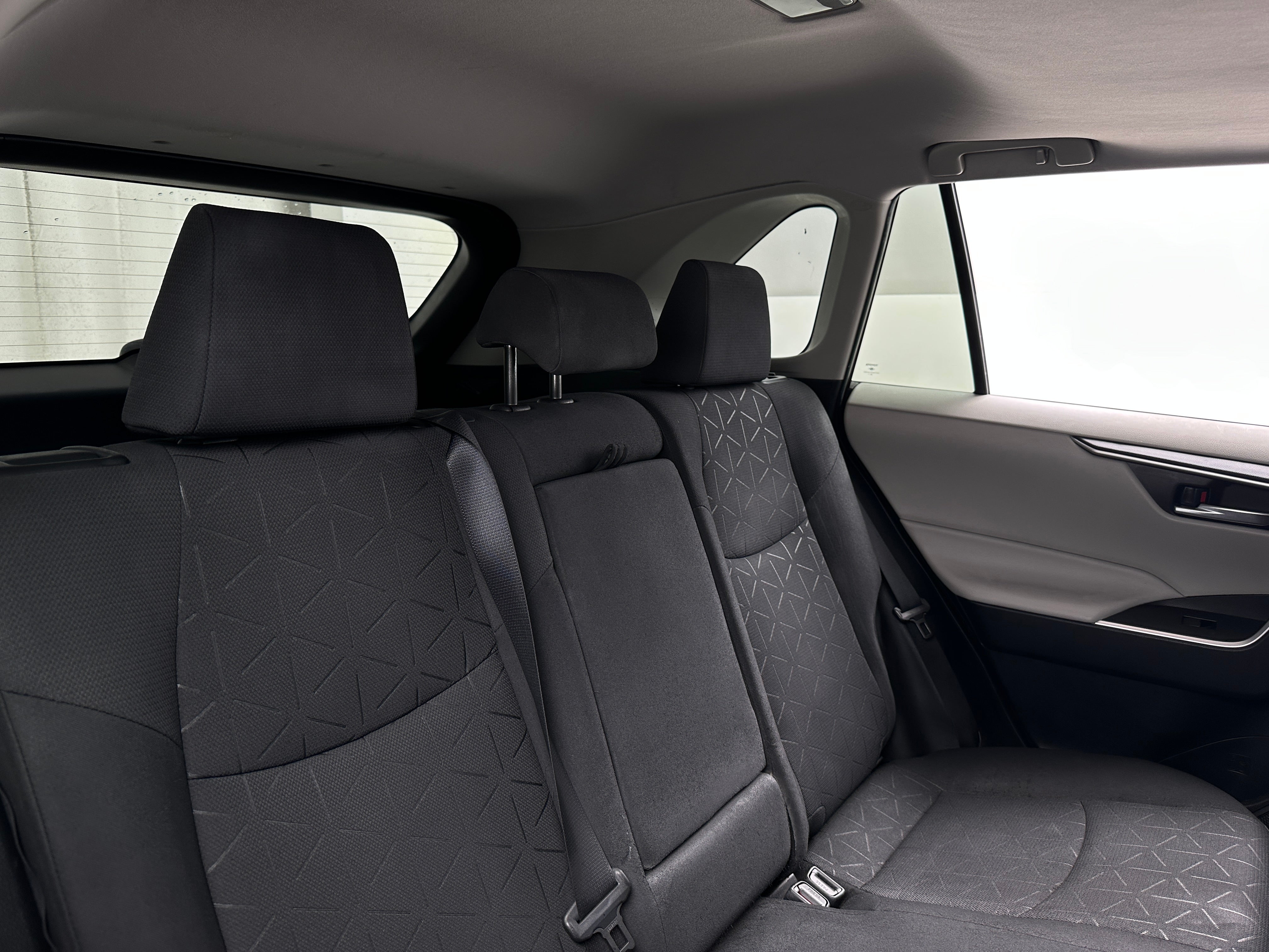2021 Toyota RAV4 XLE 6