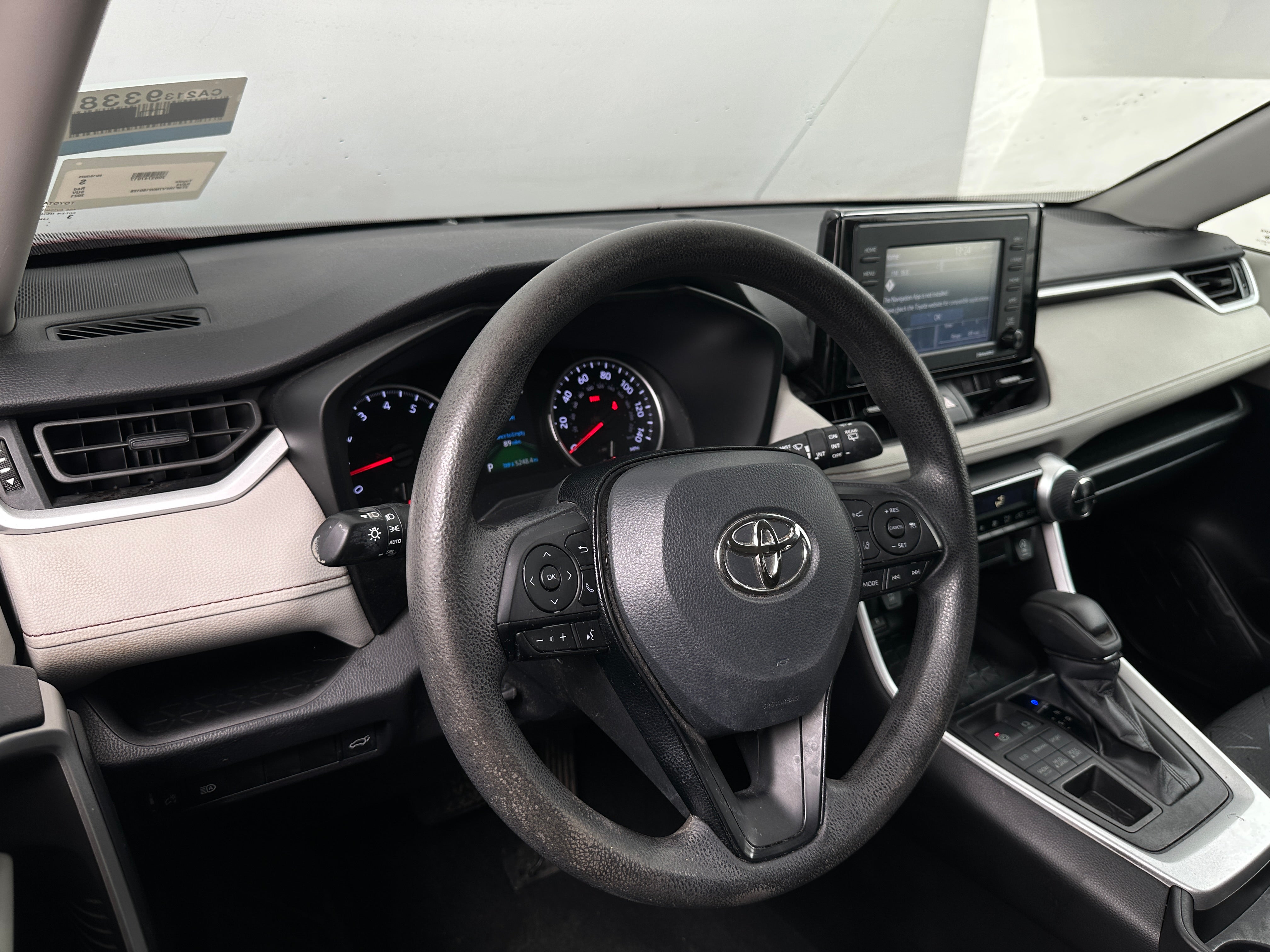2021 Toyota RAV4 XLE 3