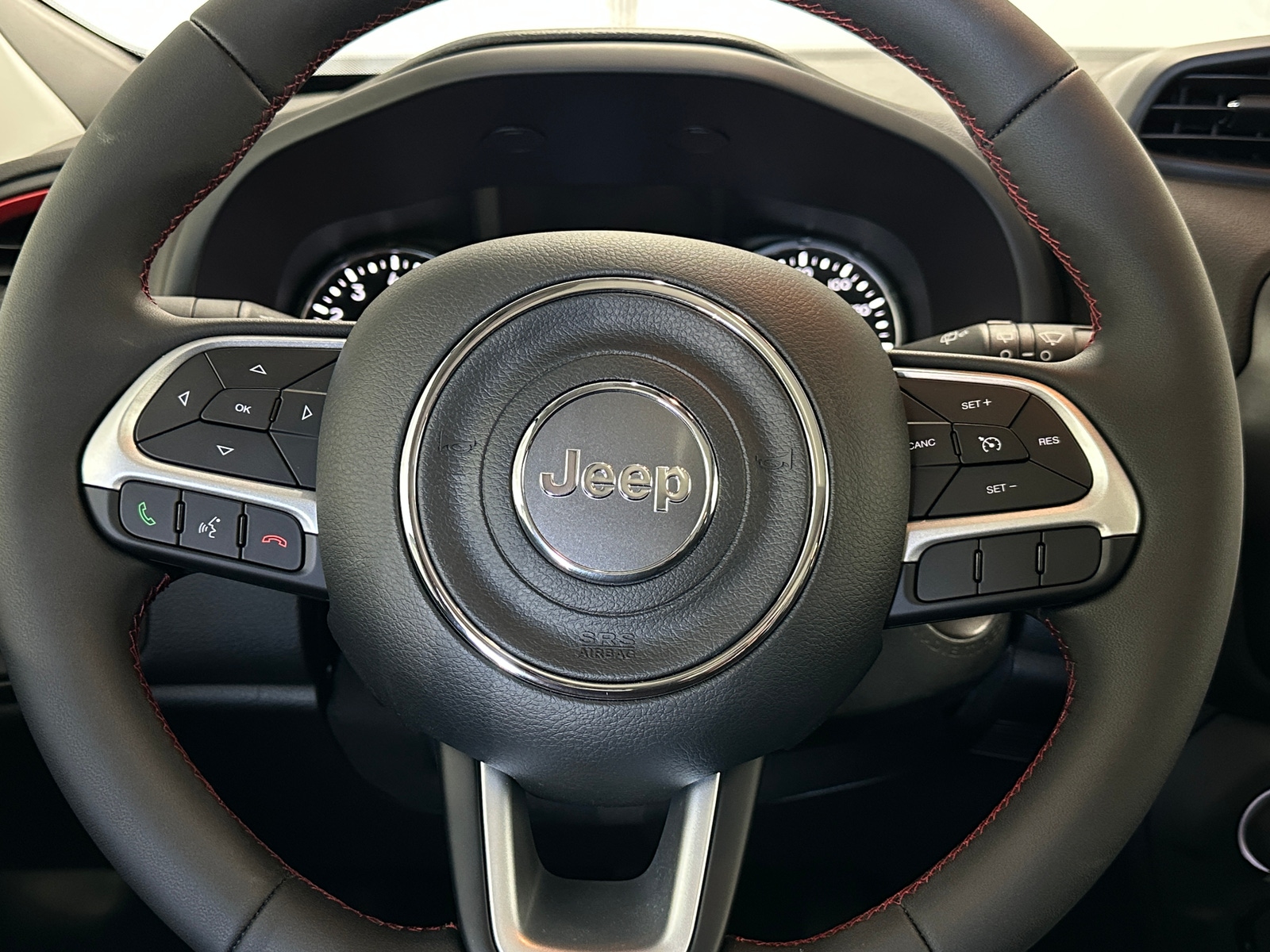 Thumbnail: 2023 Jeep Renegade - 5