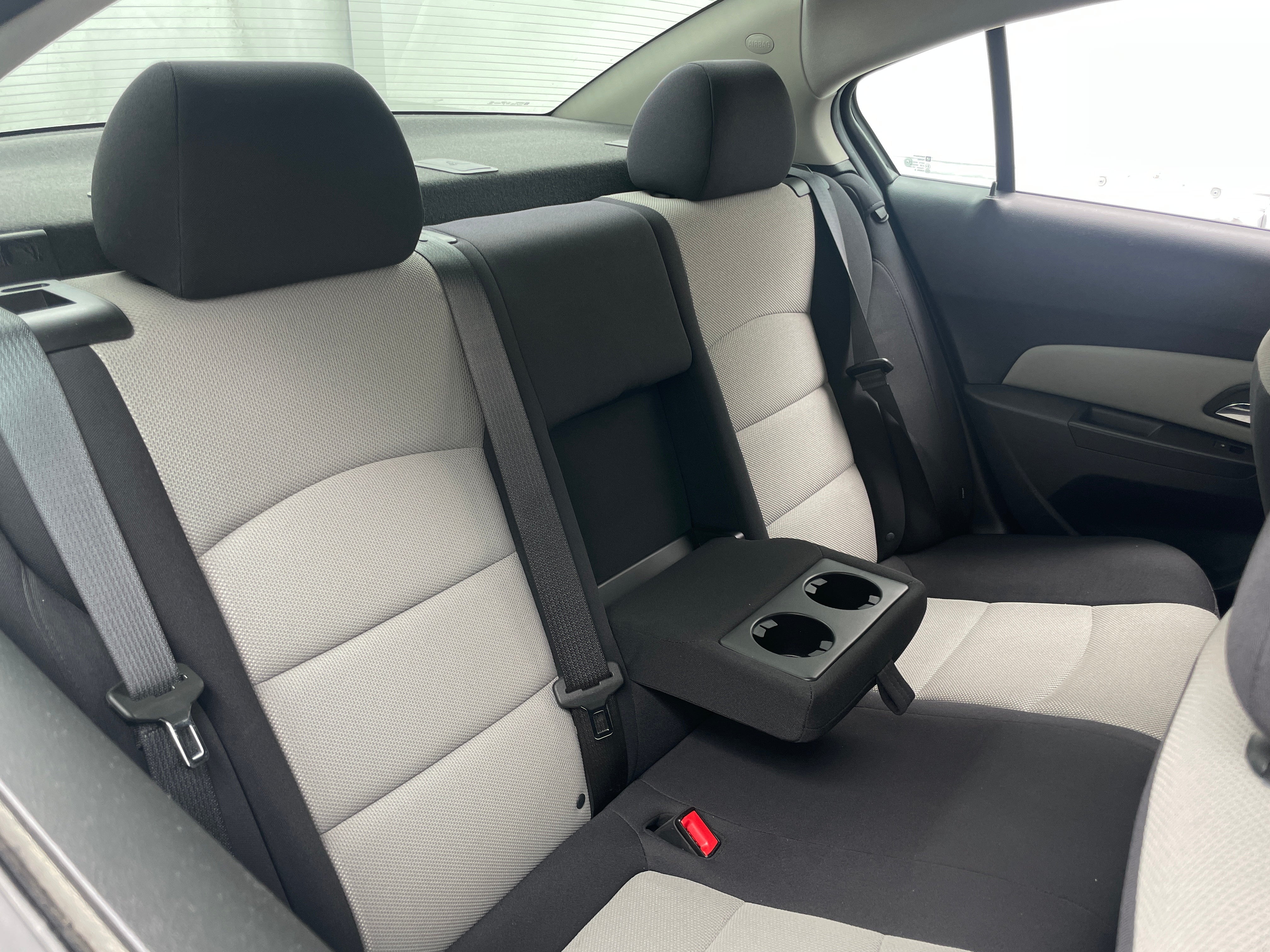 2014 Chevrolet Cruze LS 6