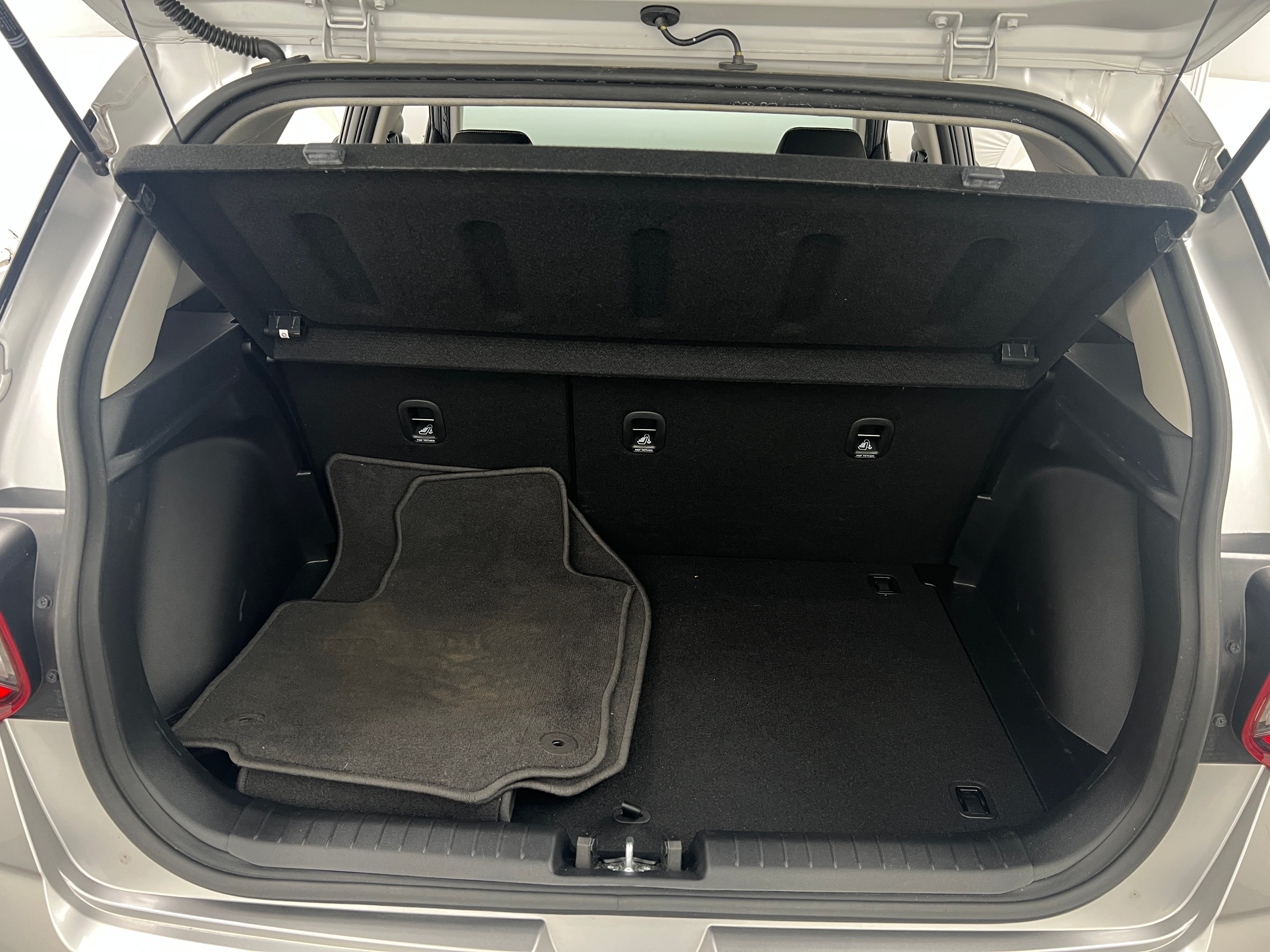 2023 Hyundai Venue SEL 7