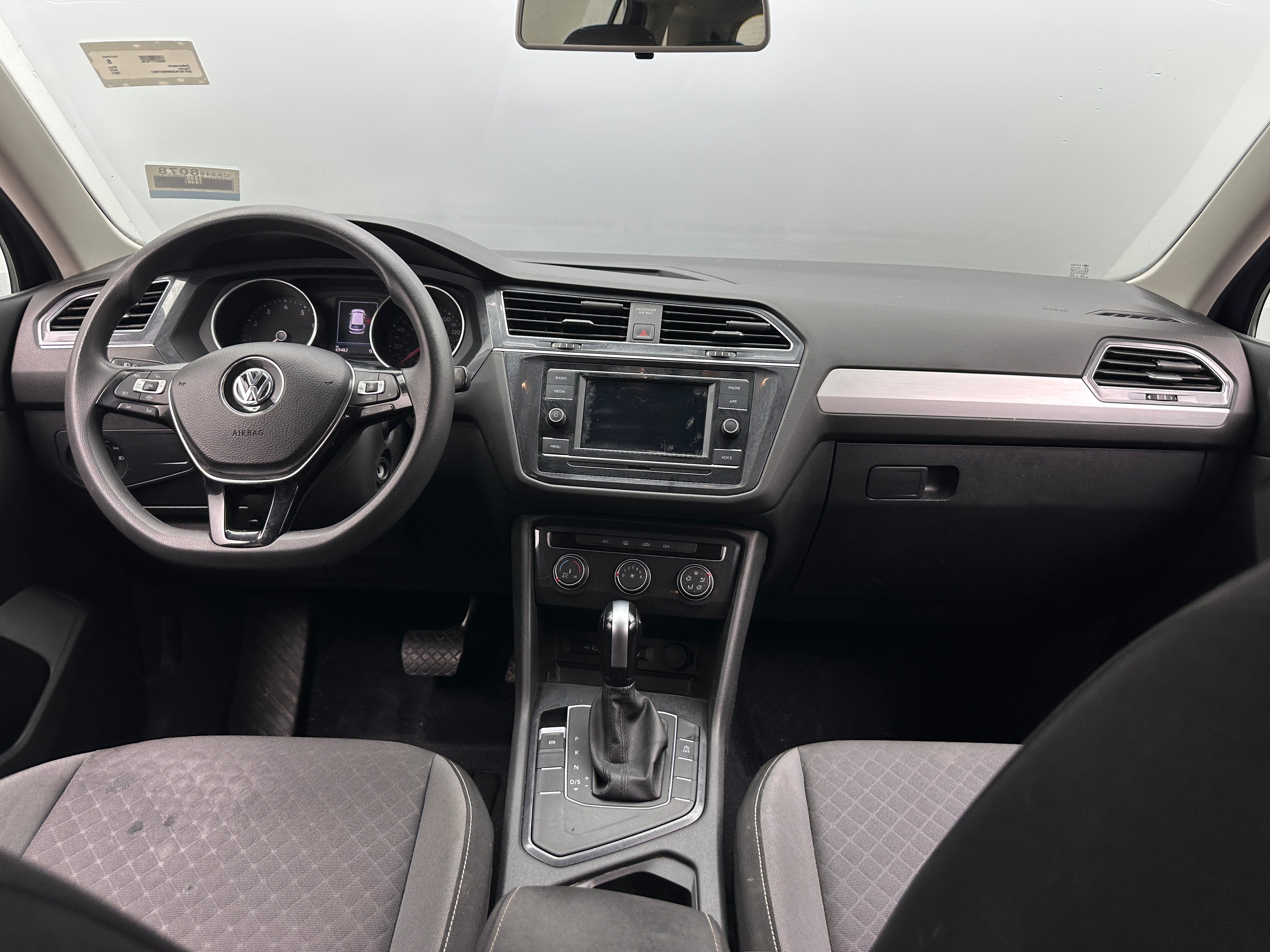 2021 Volkswagen Tiguan S 3