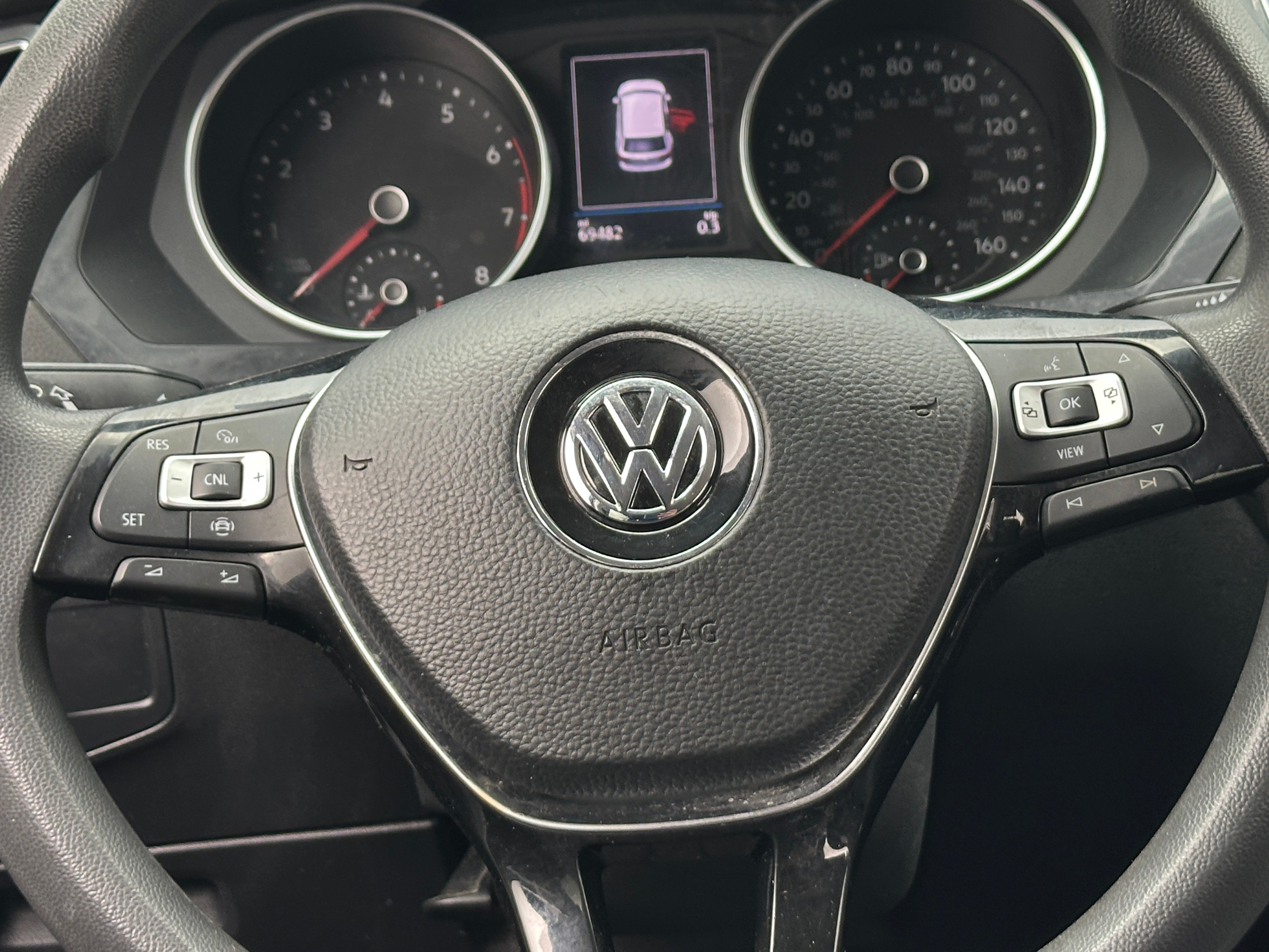 2021 Volkswagen Tiguan S 5