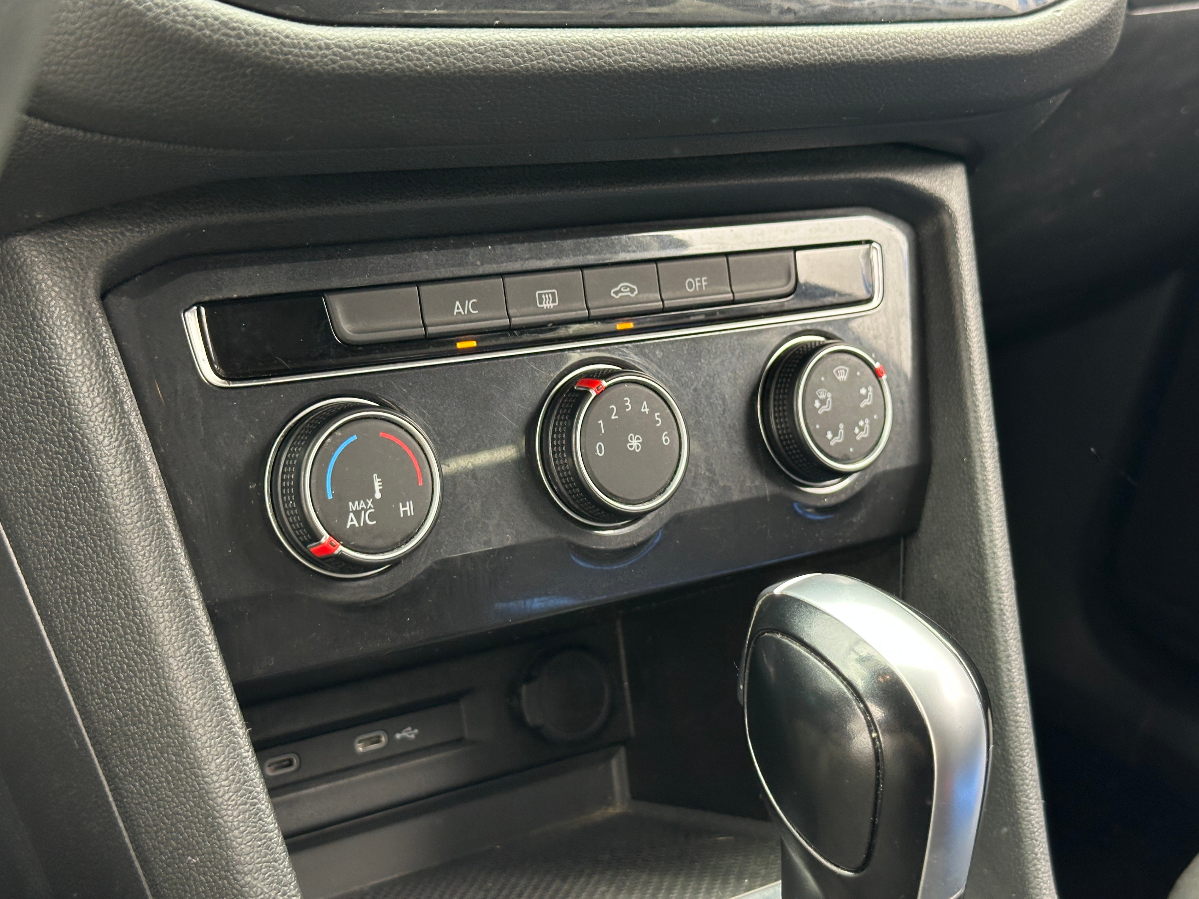 2021 Volkswagen Tiguan S 4