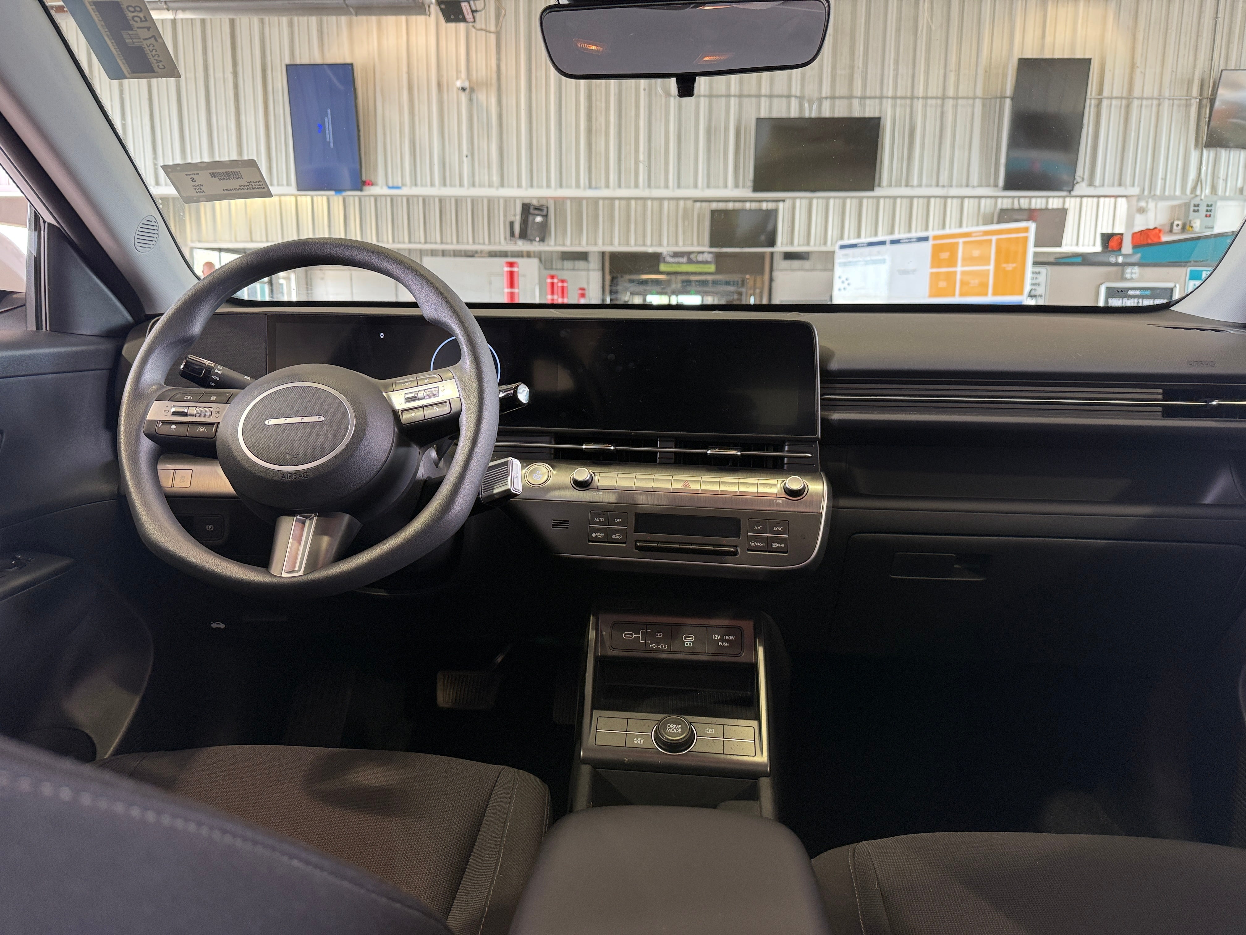 2024 Hyundai Kona SE 3