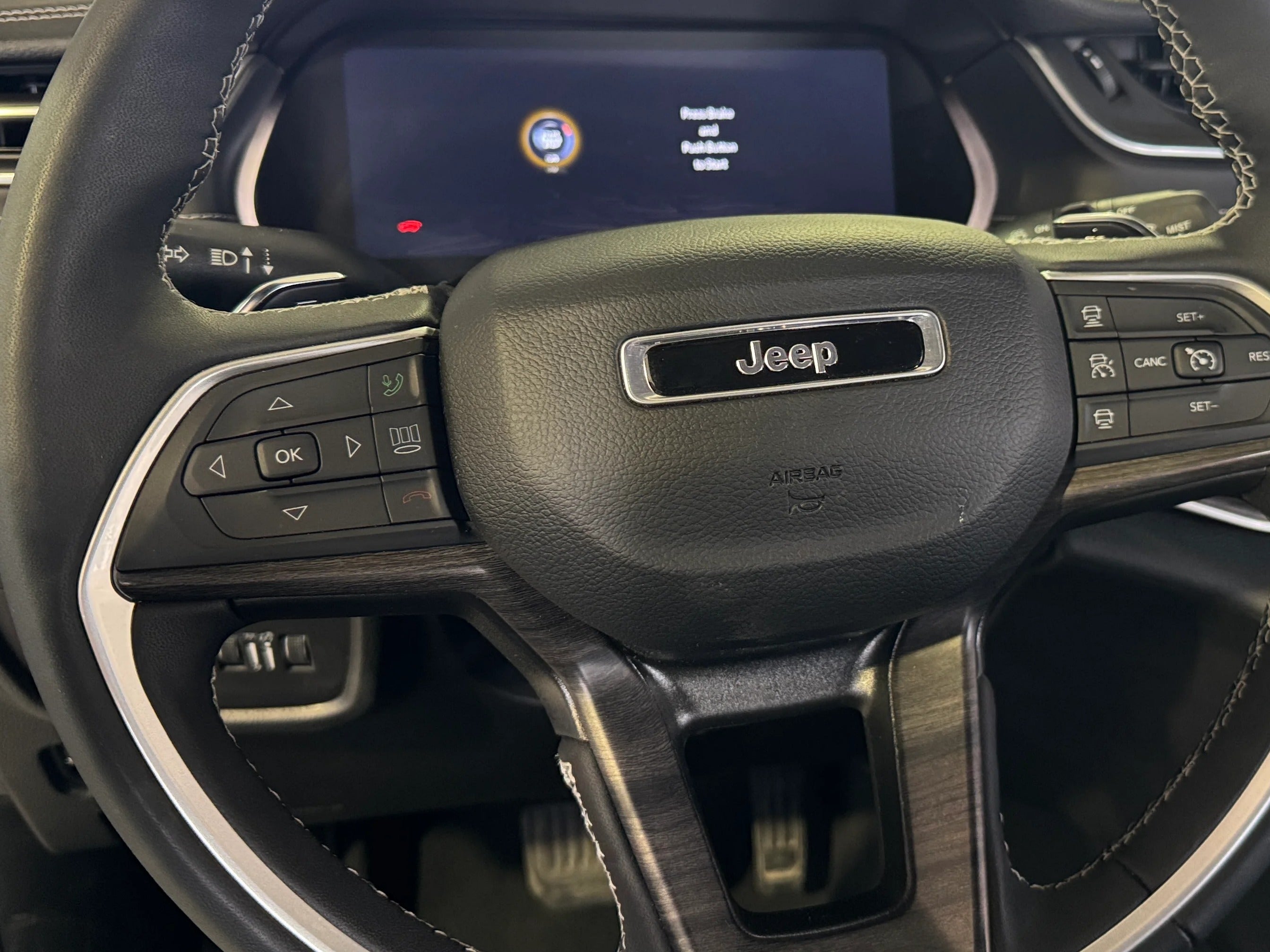 2024 Jeep Grand Cherokee L Limited Edition 4