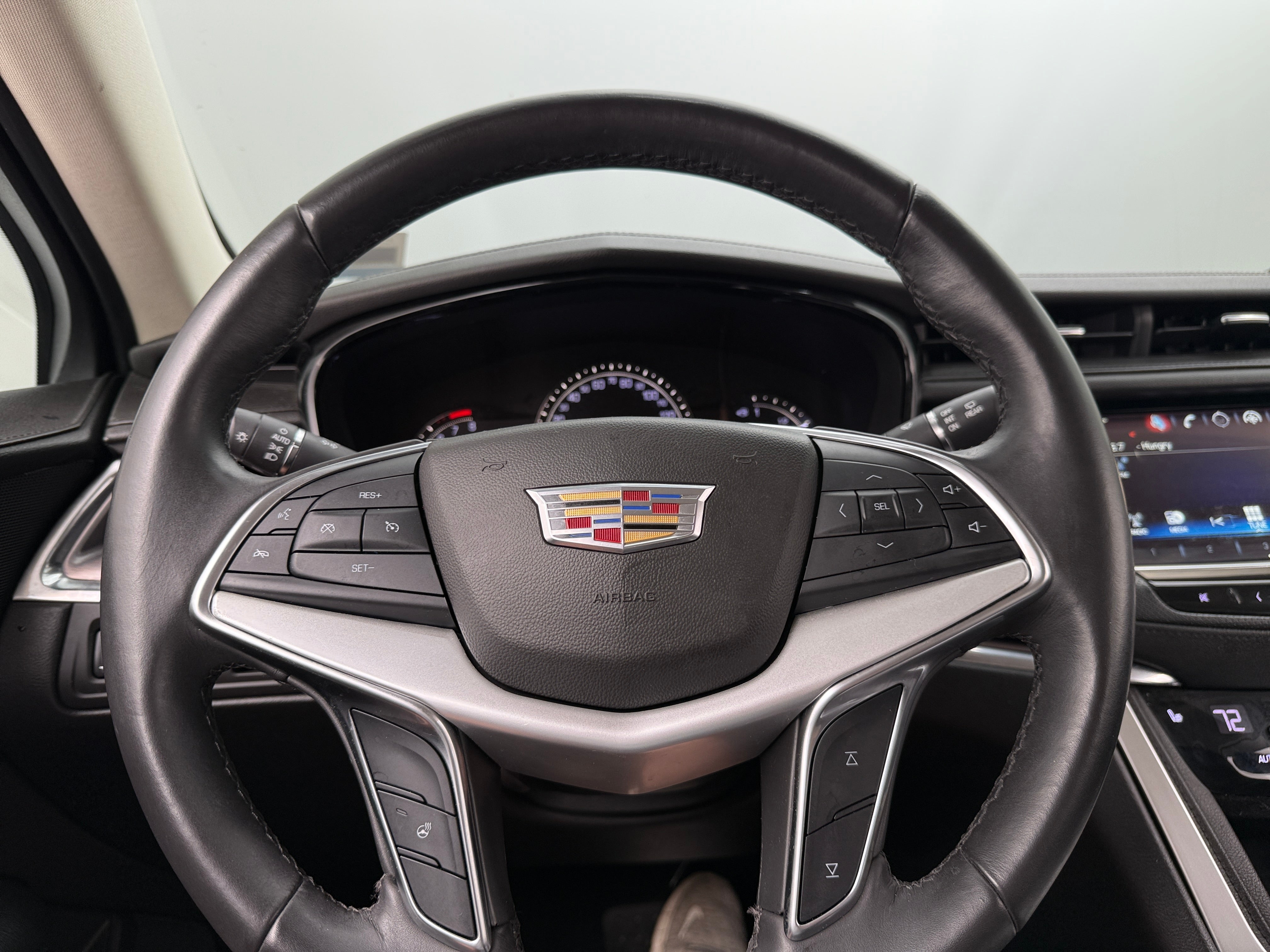 2017 Cadillac XT5 Luxury 4