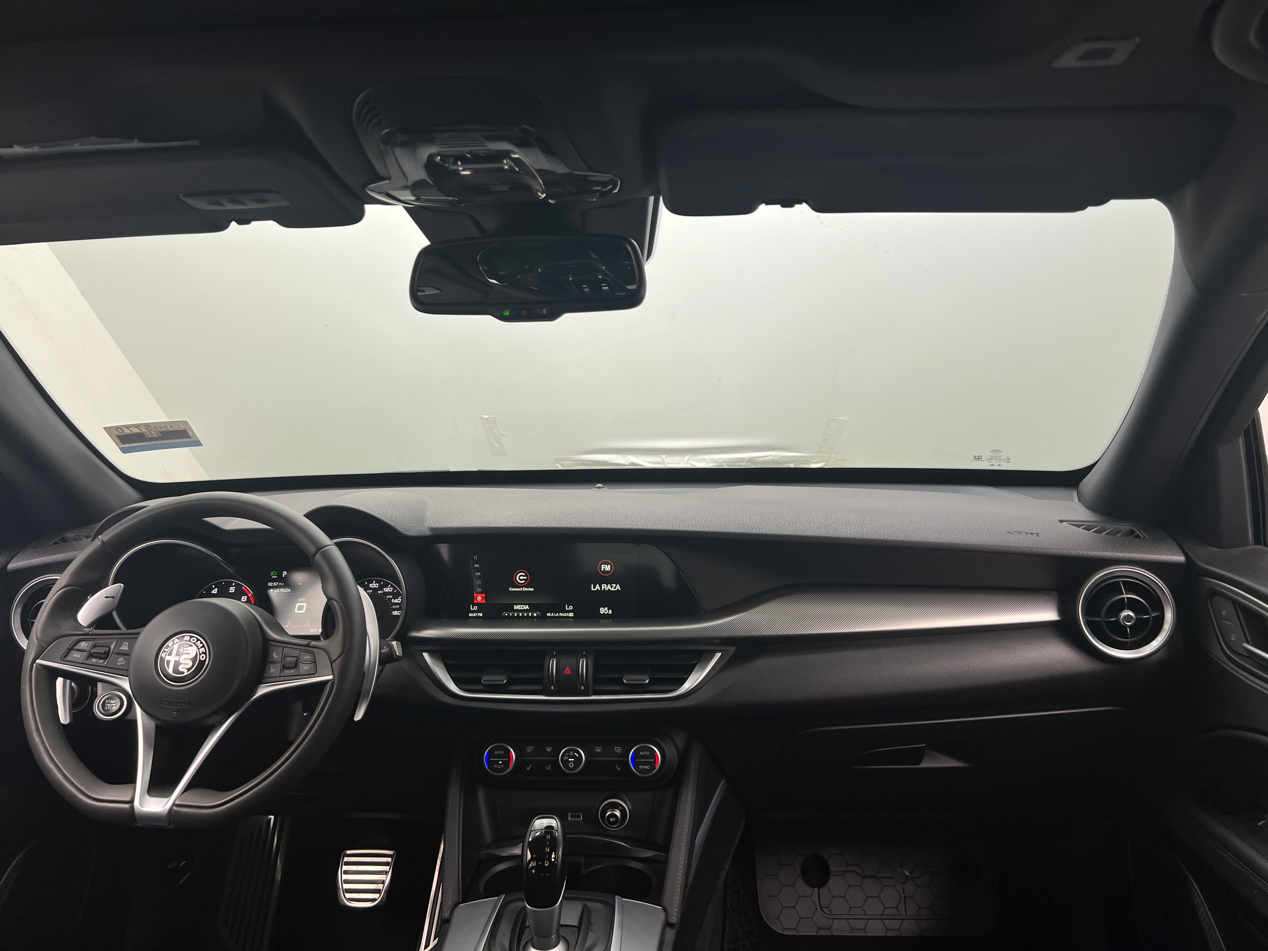 2018 Alfa Romeo Stelvio Ti Sport 2