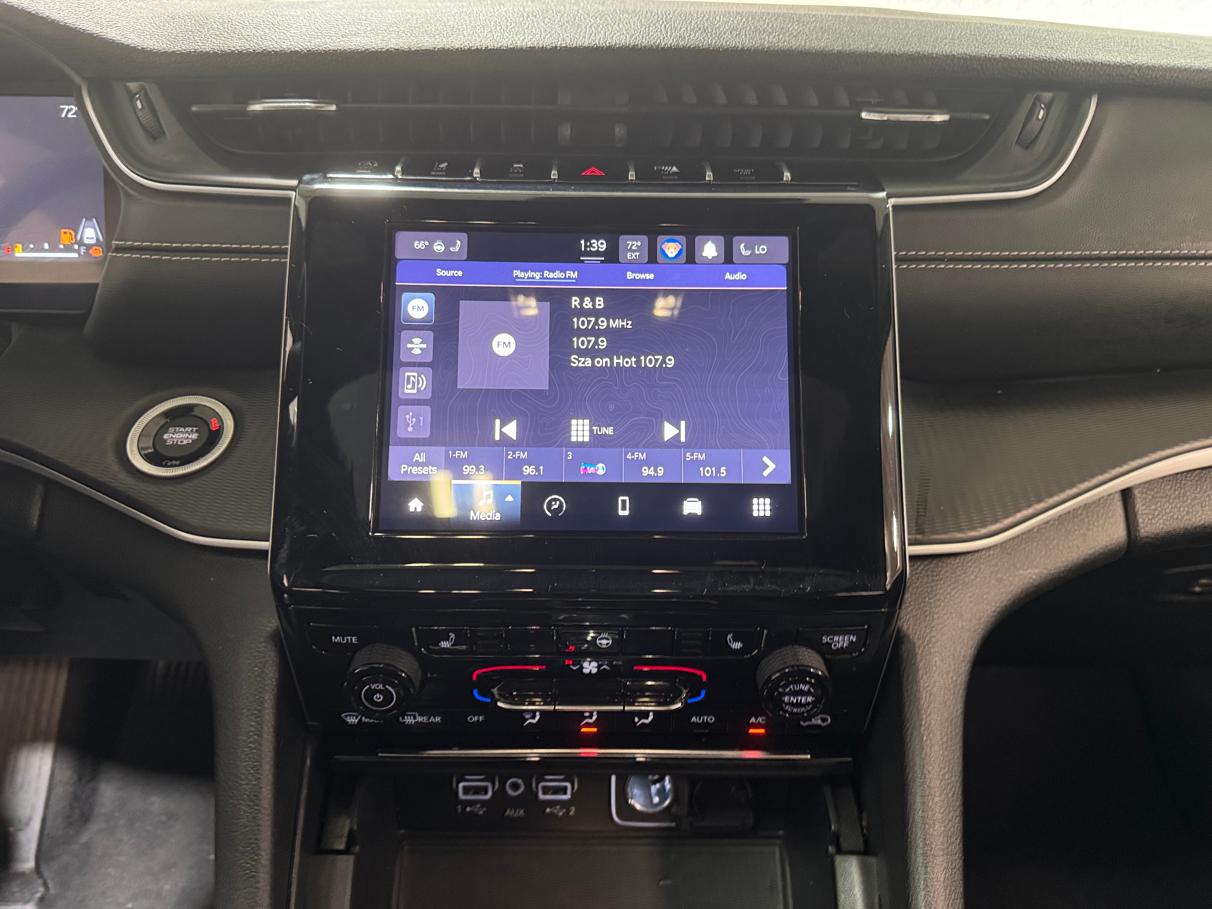 2024 Jeep Grand Cherokee L Altitude 3
