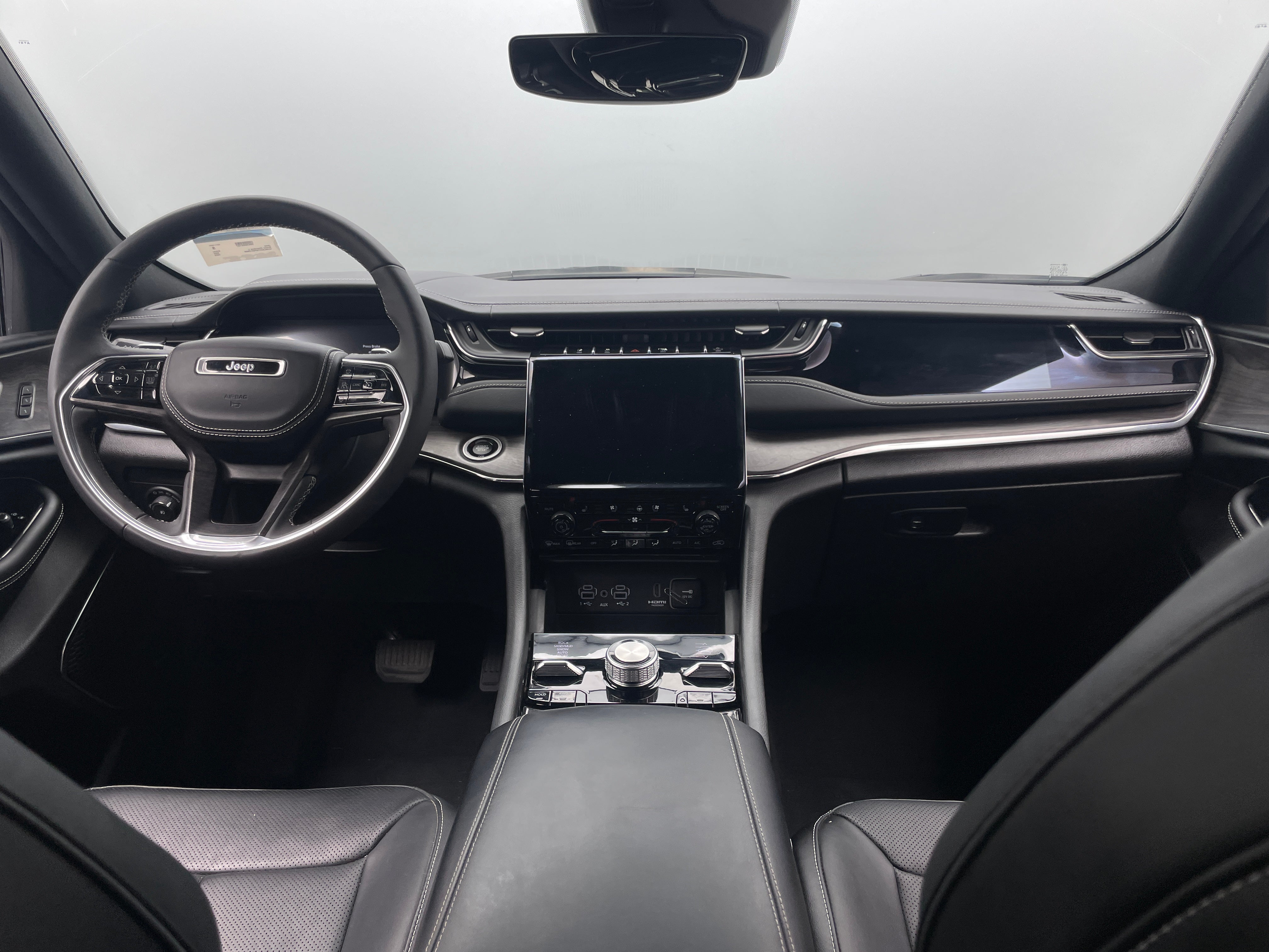 2023 Jeep Grand Cherokee L Overland 2