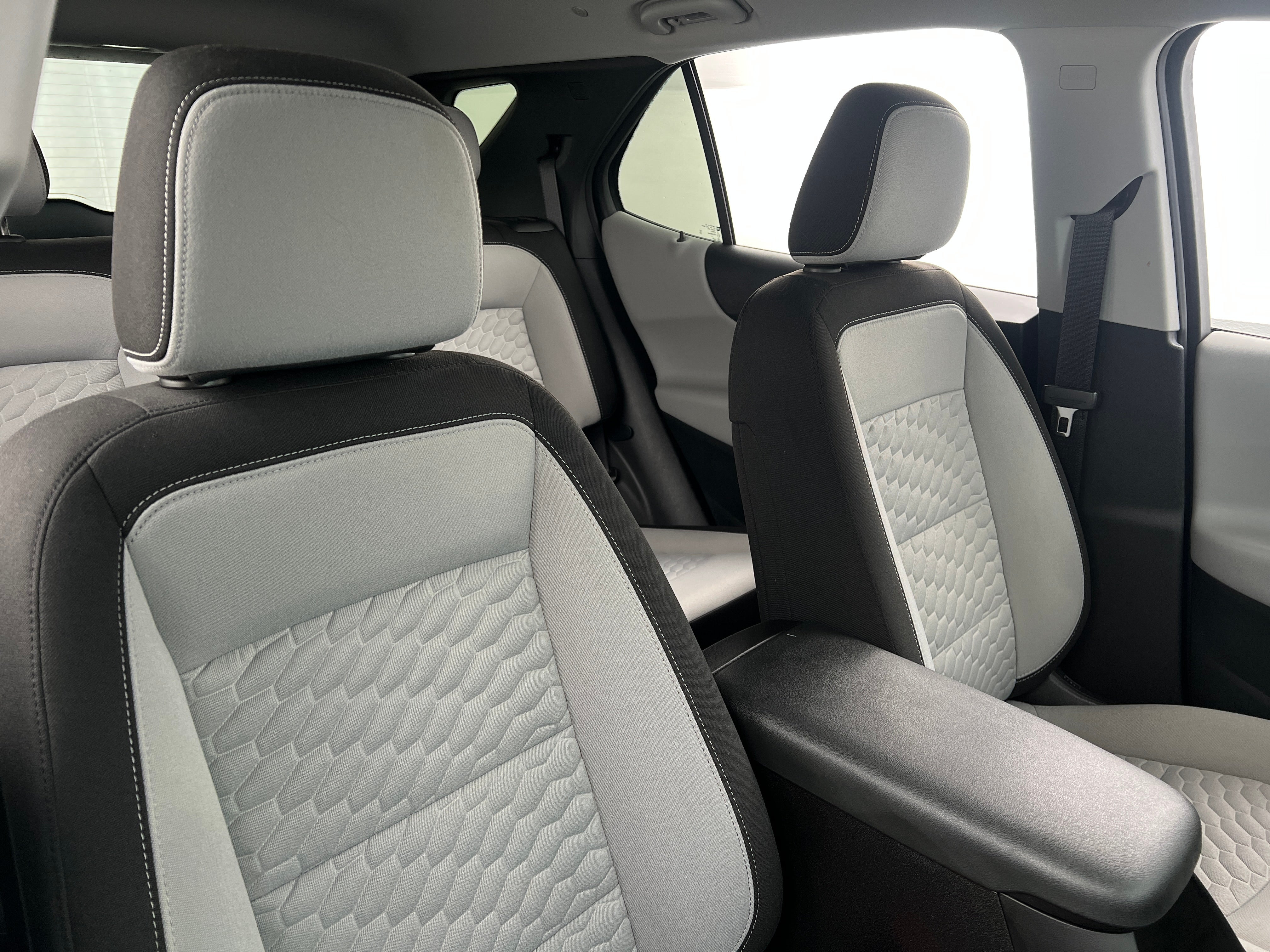 2021 Chevrolet Equinox LT 2