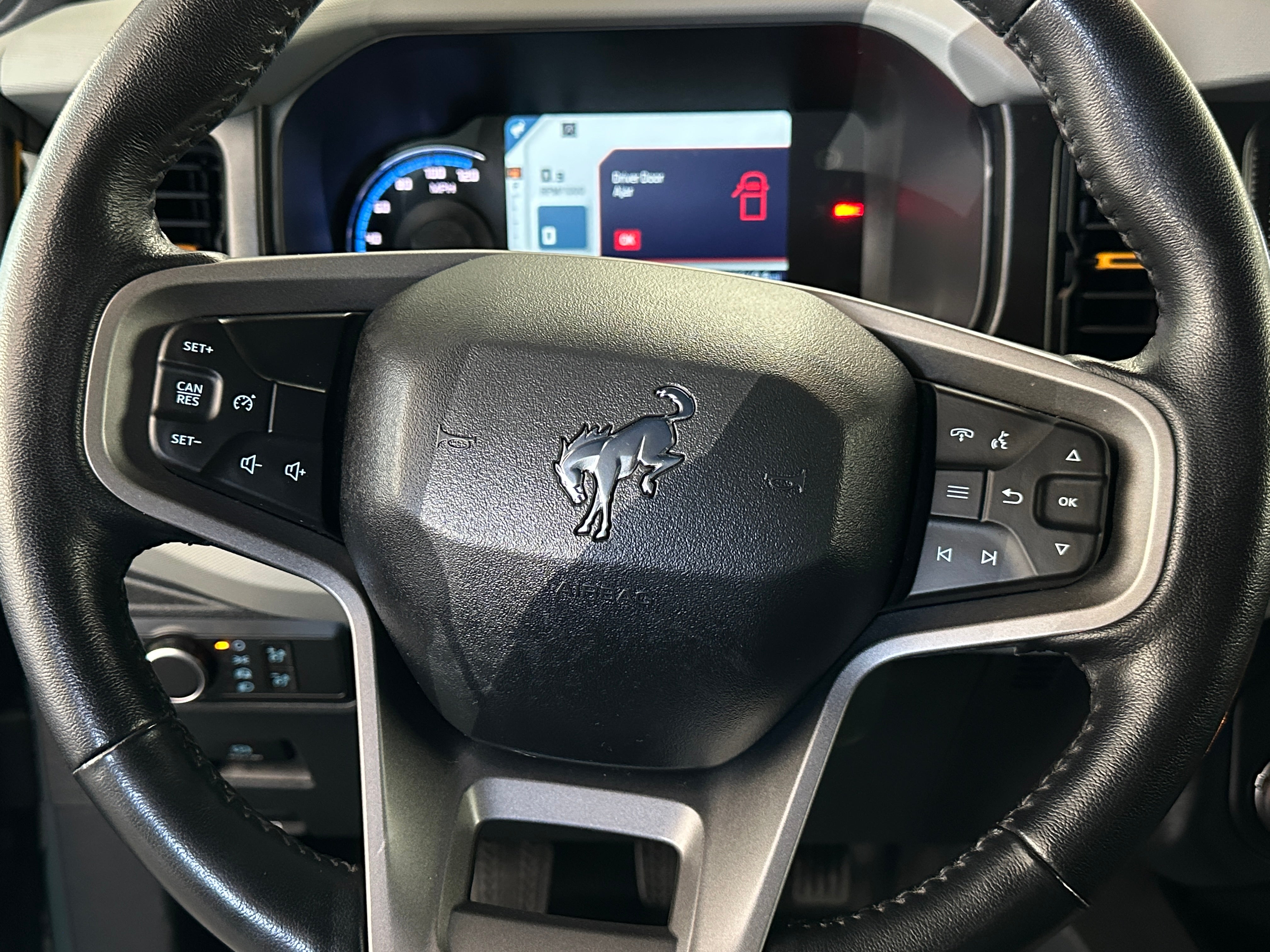 2022 Ford Bronco Badlands 5