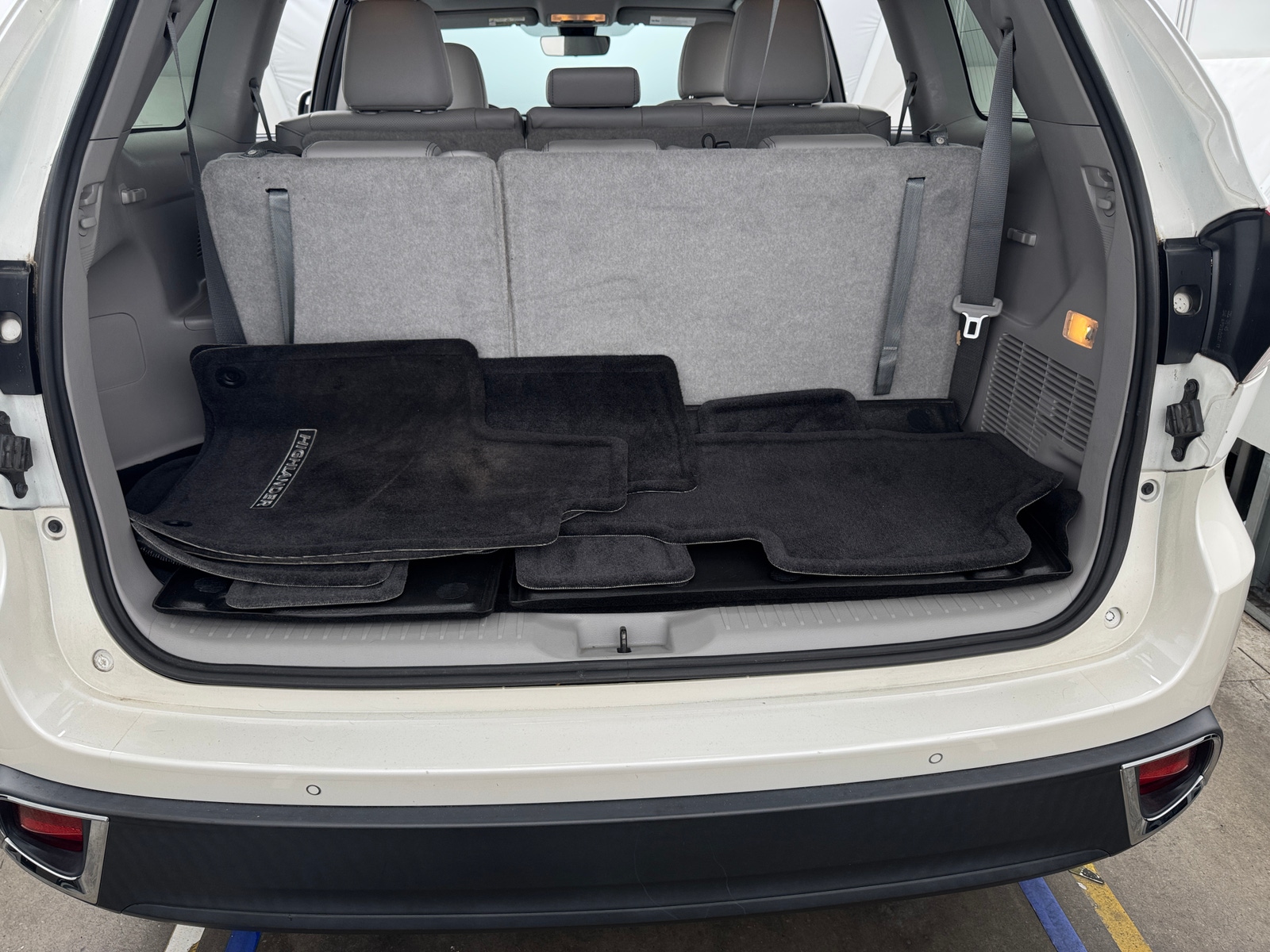 Thumbnail: 2018 Toyota Highlander - 6