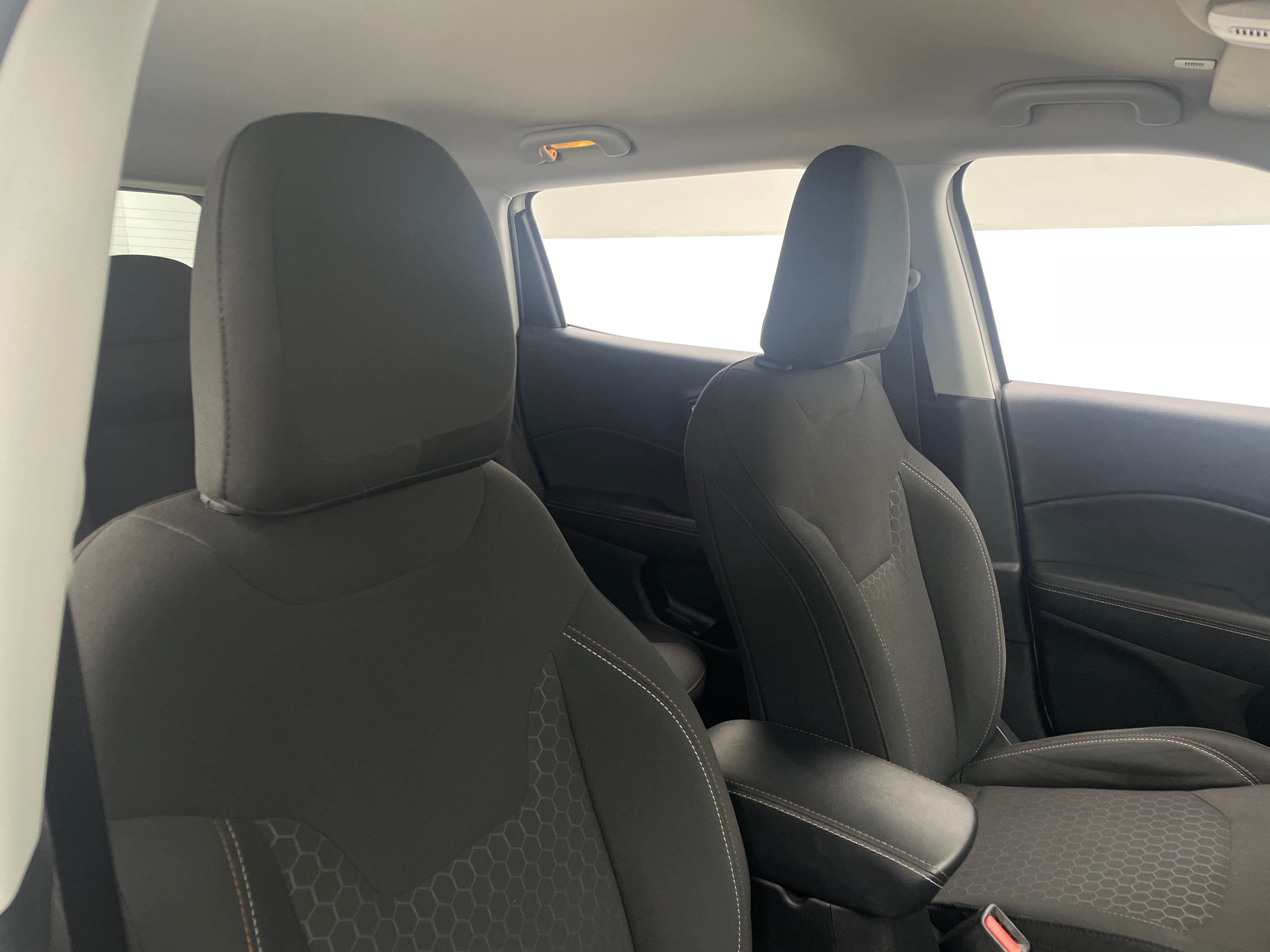 2018 Jeep Compass Sport 2
