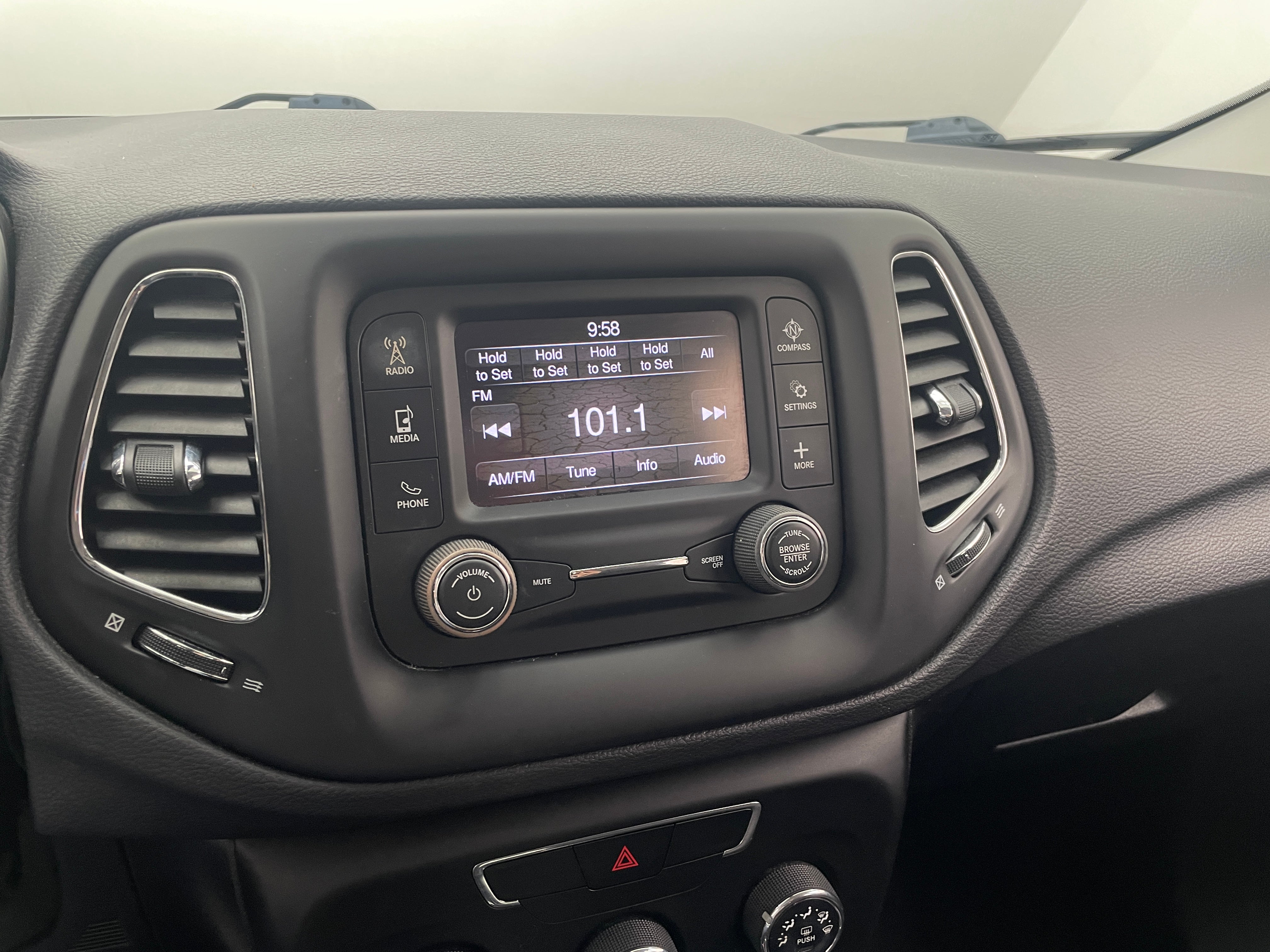 2018 Jeep Compass Sport 4