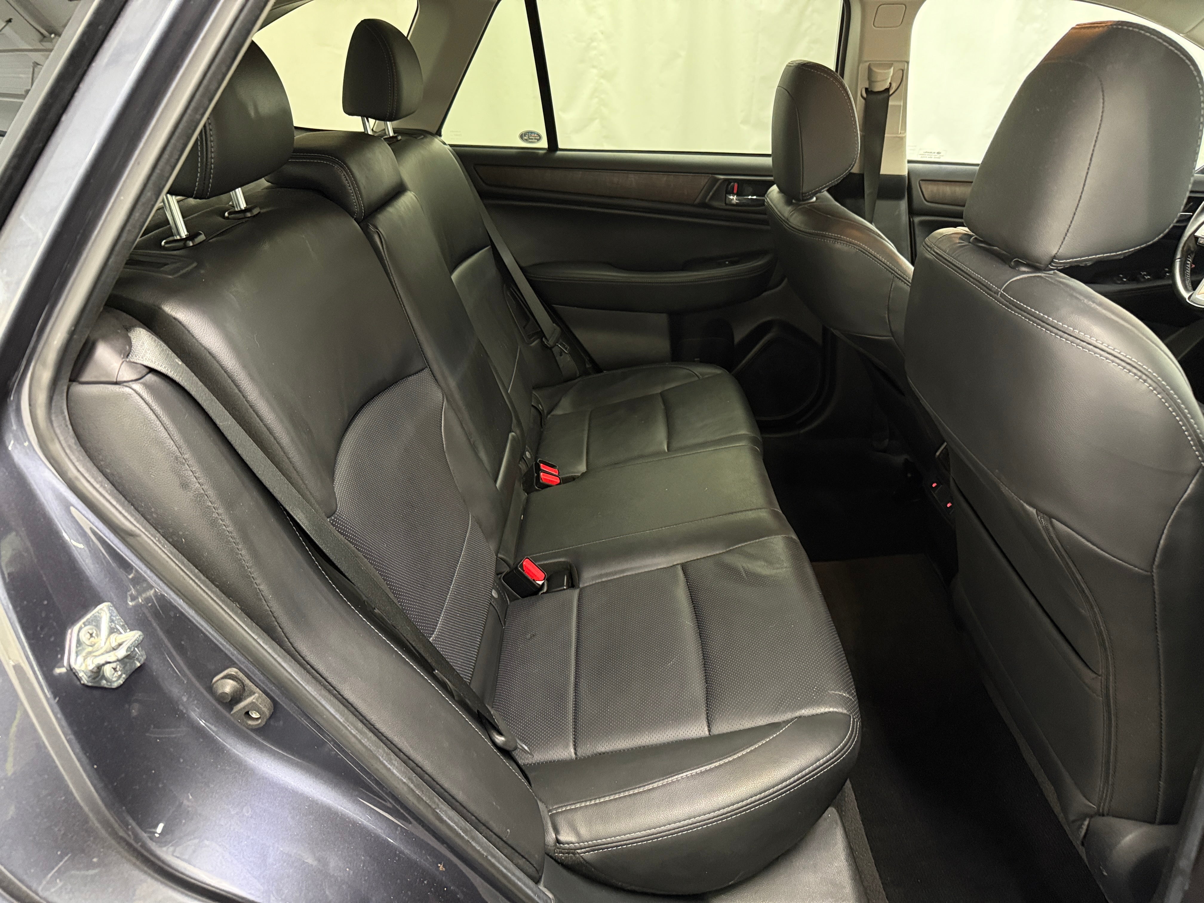 2016 Subaru Outback 3.6R Limited 5