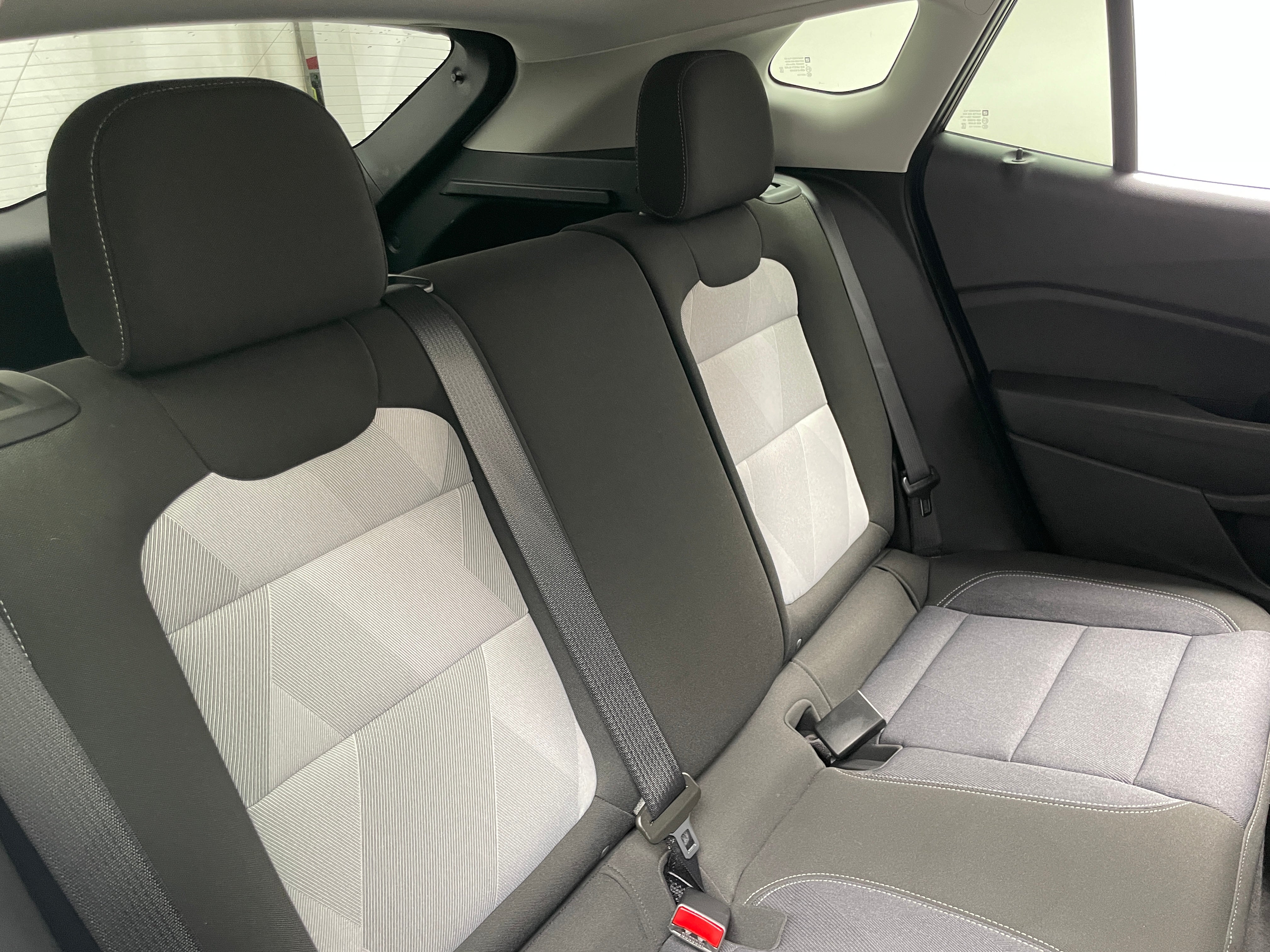 2025 Chevrolet Trax LS 6