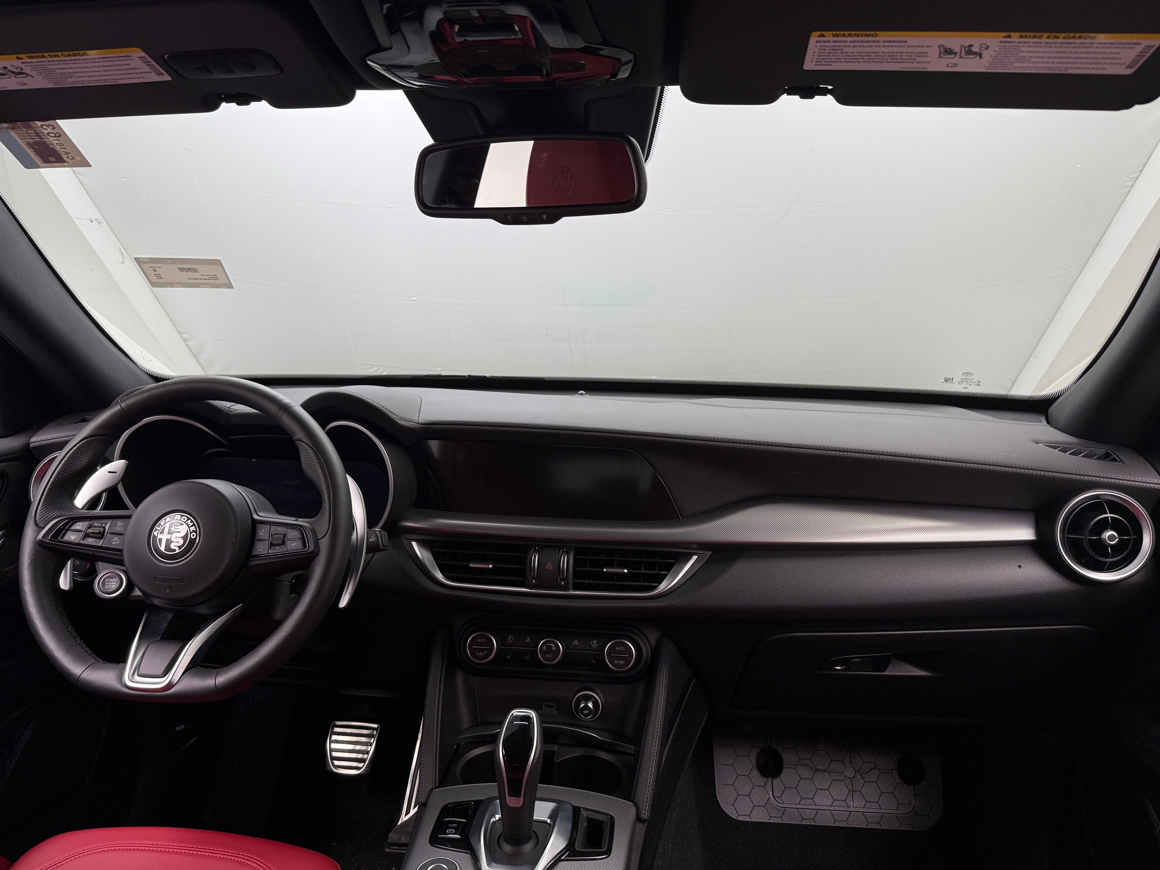 2024 Alfa Romeo Stelvio  3