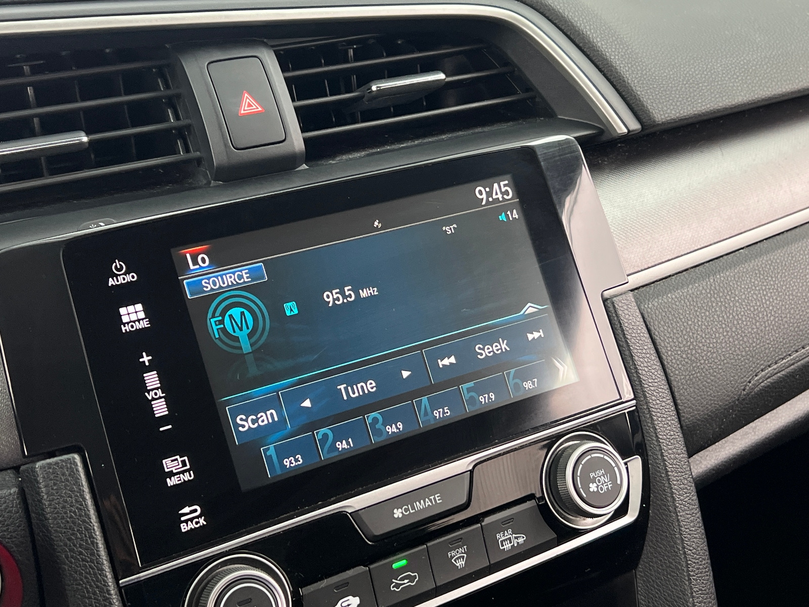 Thumbnail: 2016 Honda Civic - 4